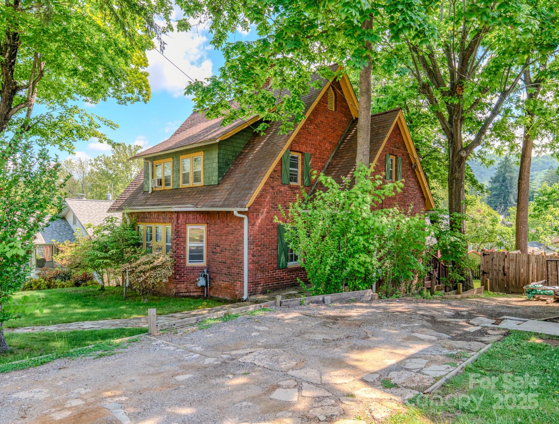 69 Austin Avenue Property Photo 1