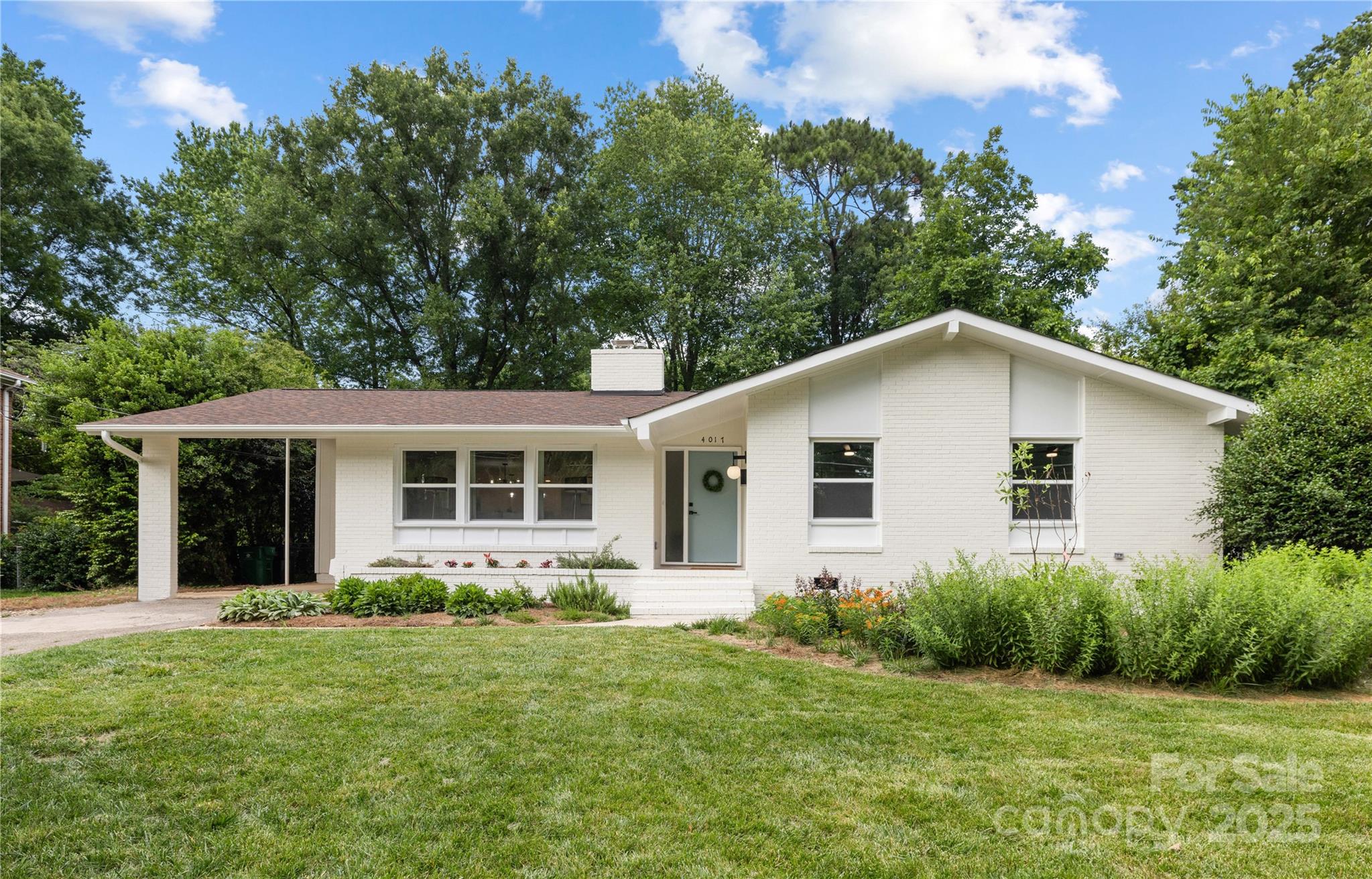 4017 Sulkirk Road Property Photo 1