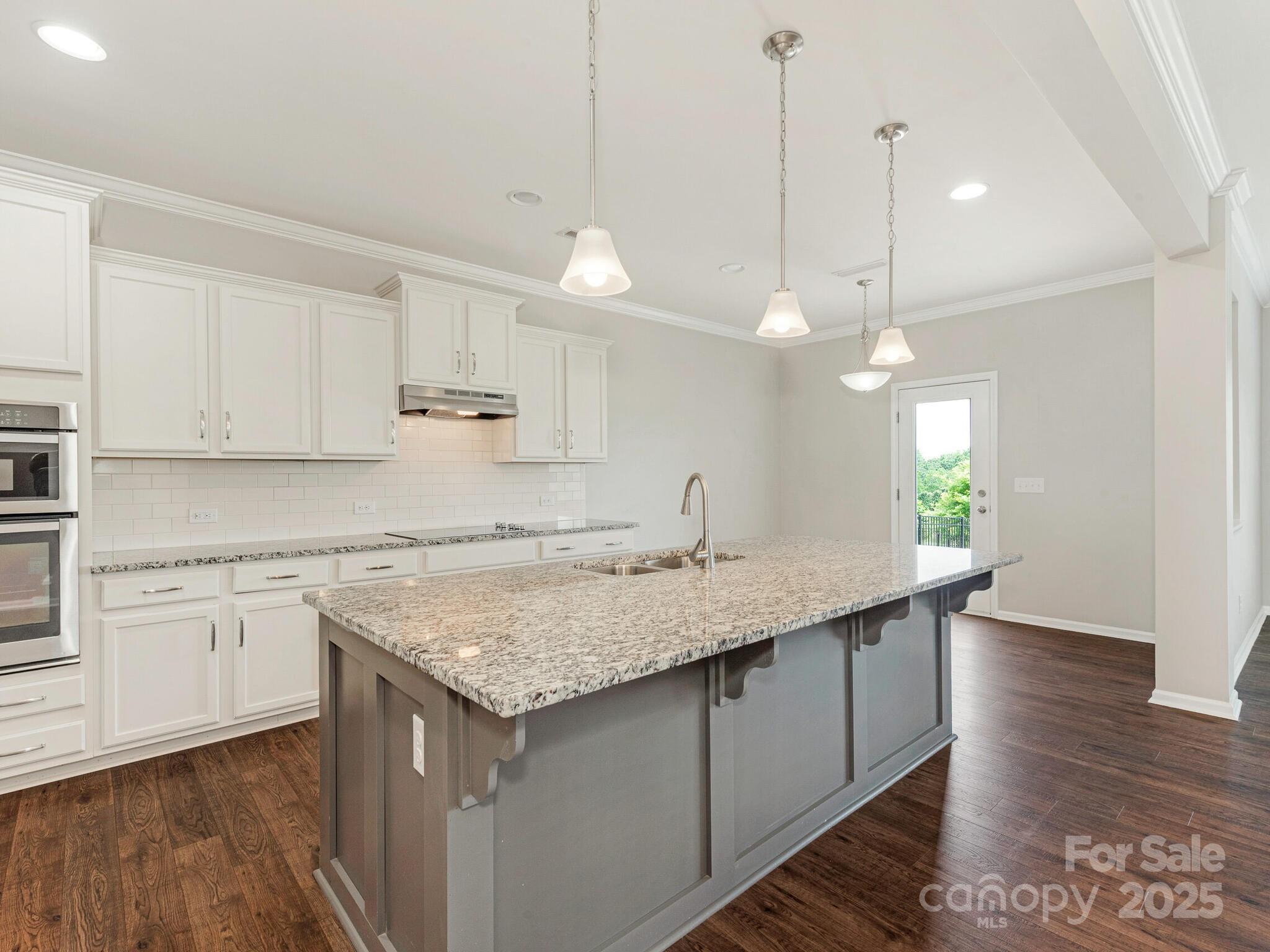 4912 Grace View Drive Property Photo 8