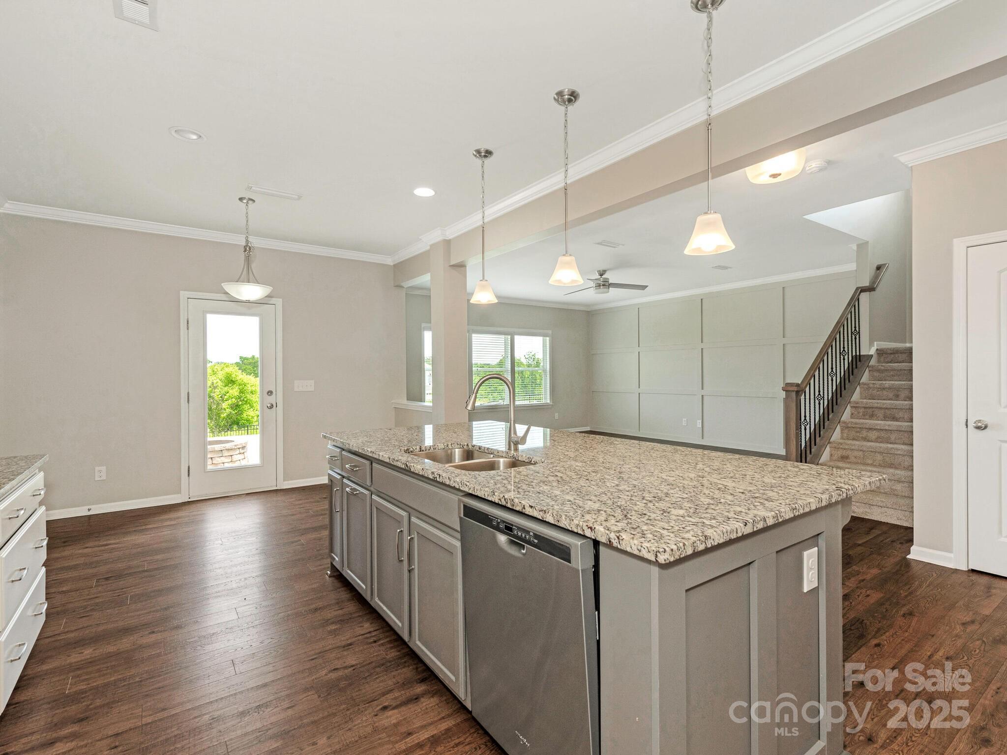 4912 Grace View Drive Property Photo 9