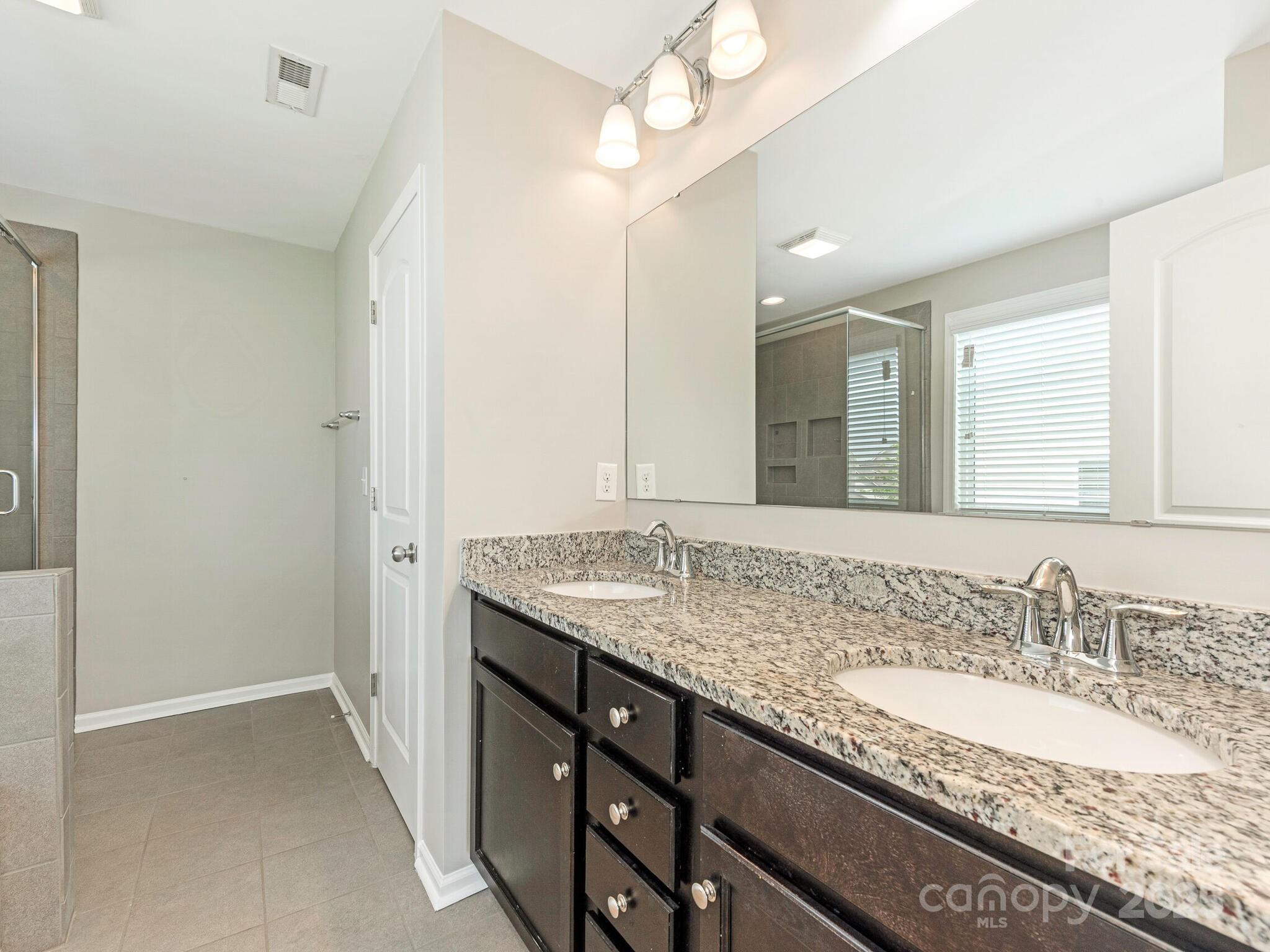 4912 Grace View Drive Property Photo 22