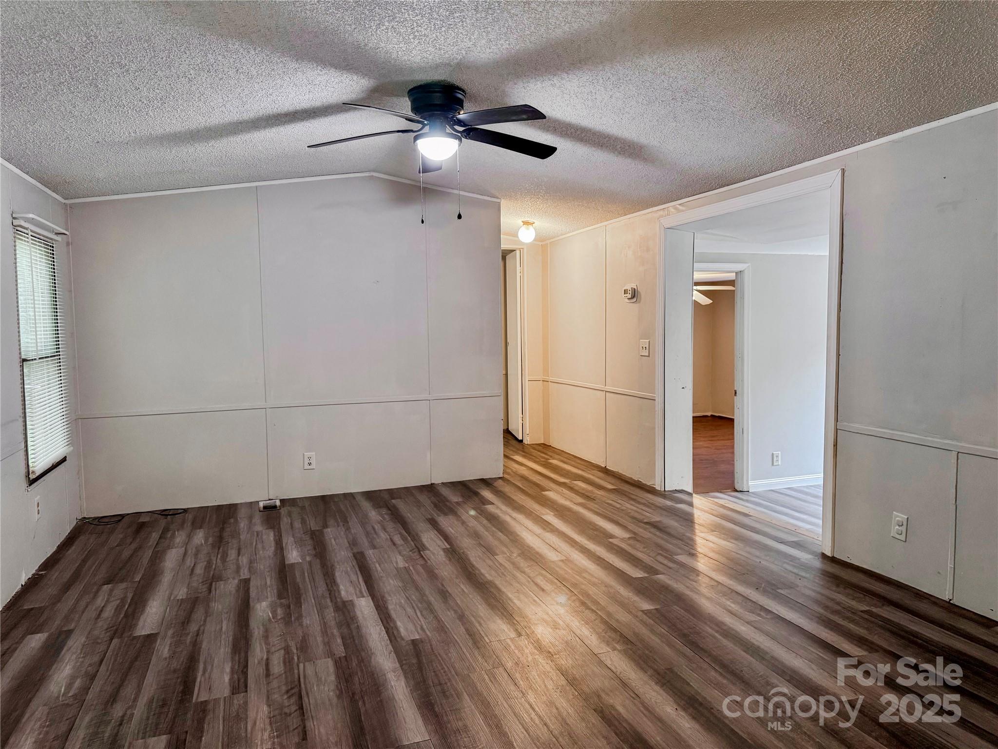 1145 Daniel Road Property Photo 4