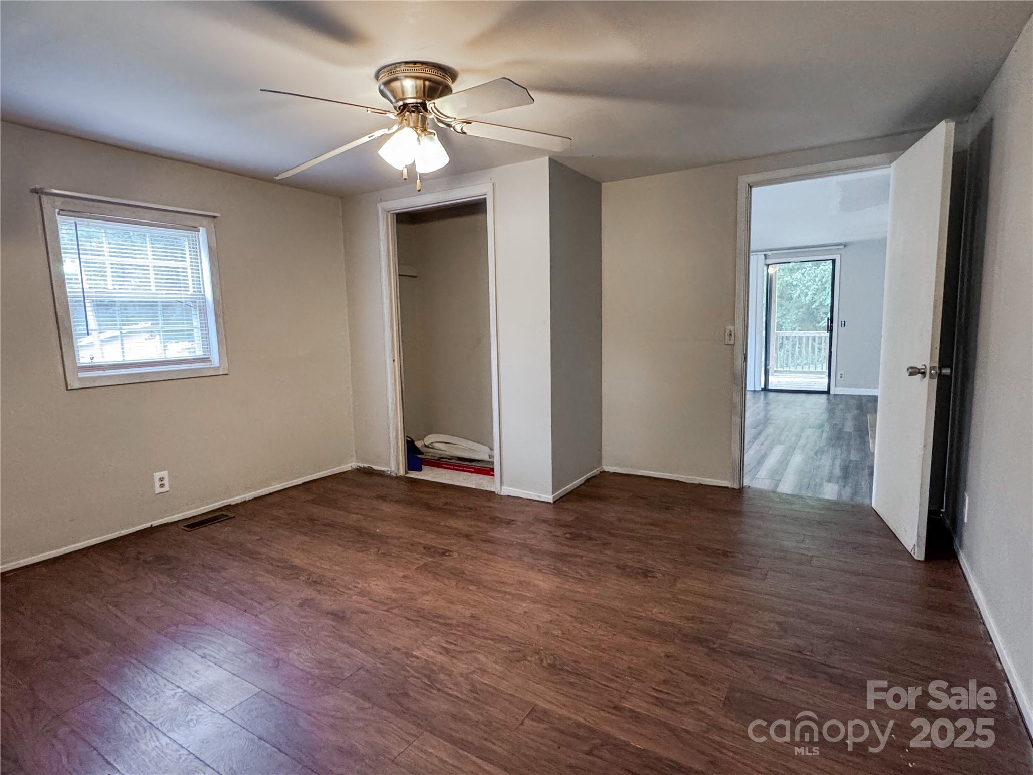 1145 Daniel Road Property Photo 14