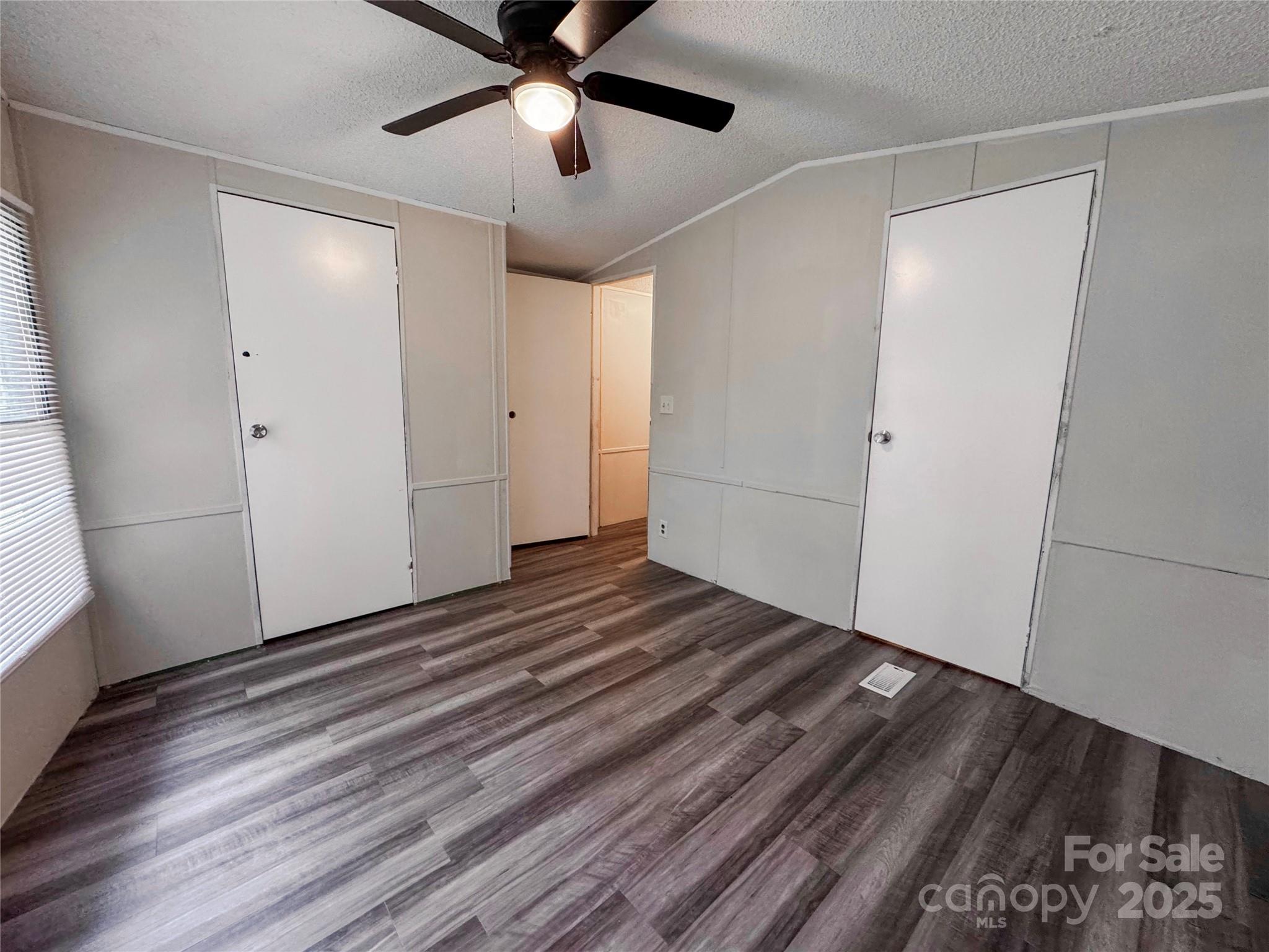 1145 Daniel Road Property Photo 17