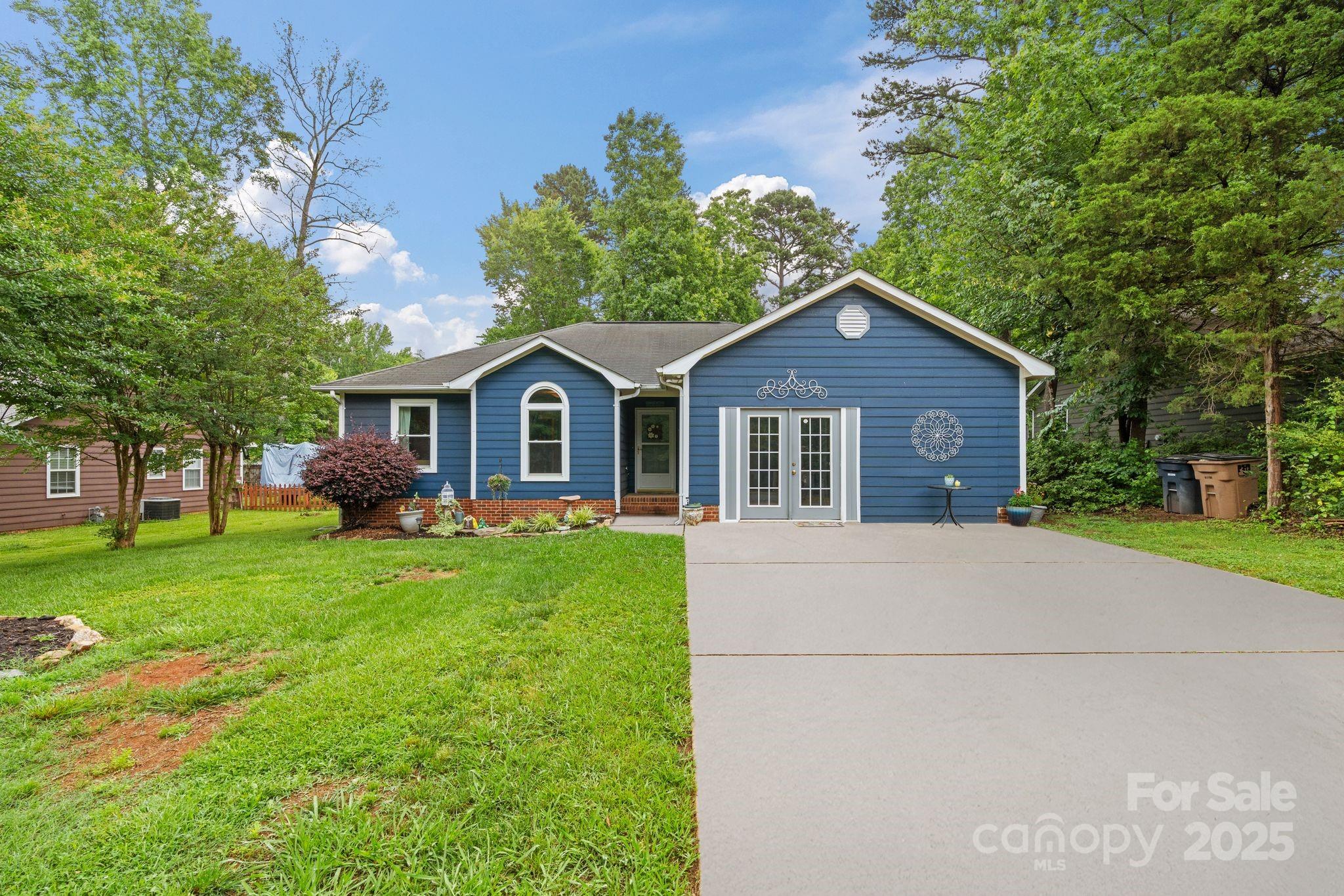 4810 Shea Court Property Photo 1