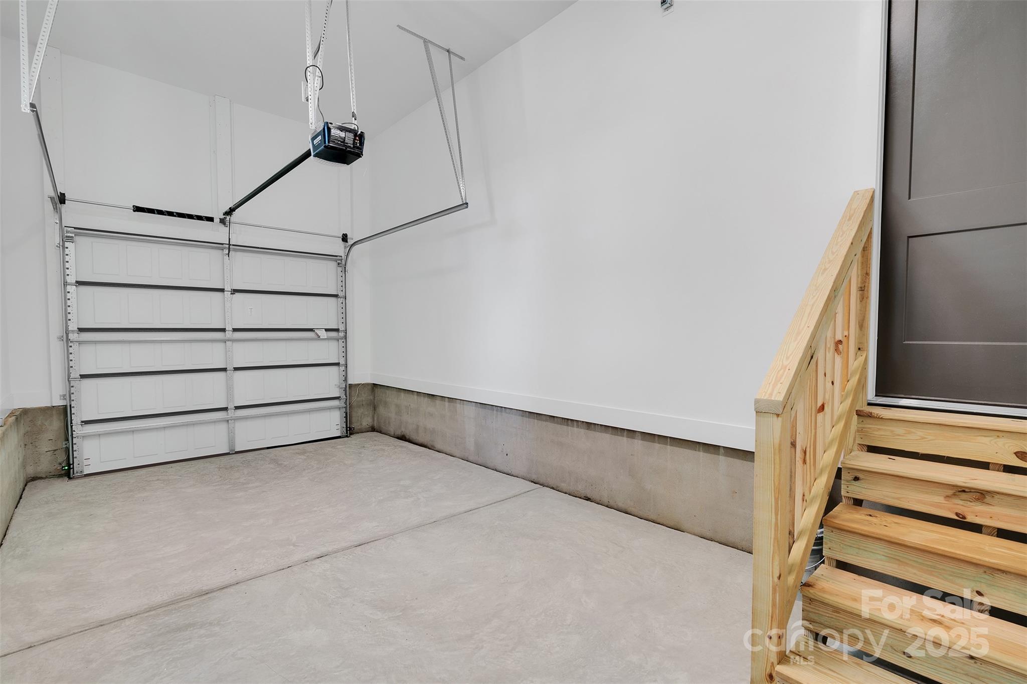 5615 Lantana Avenue B Property Photo 24