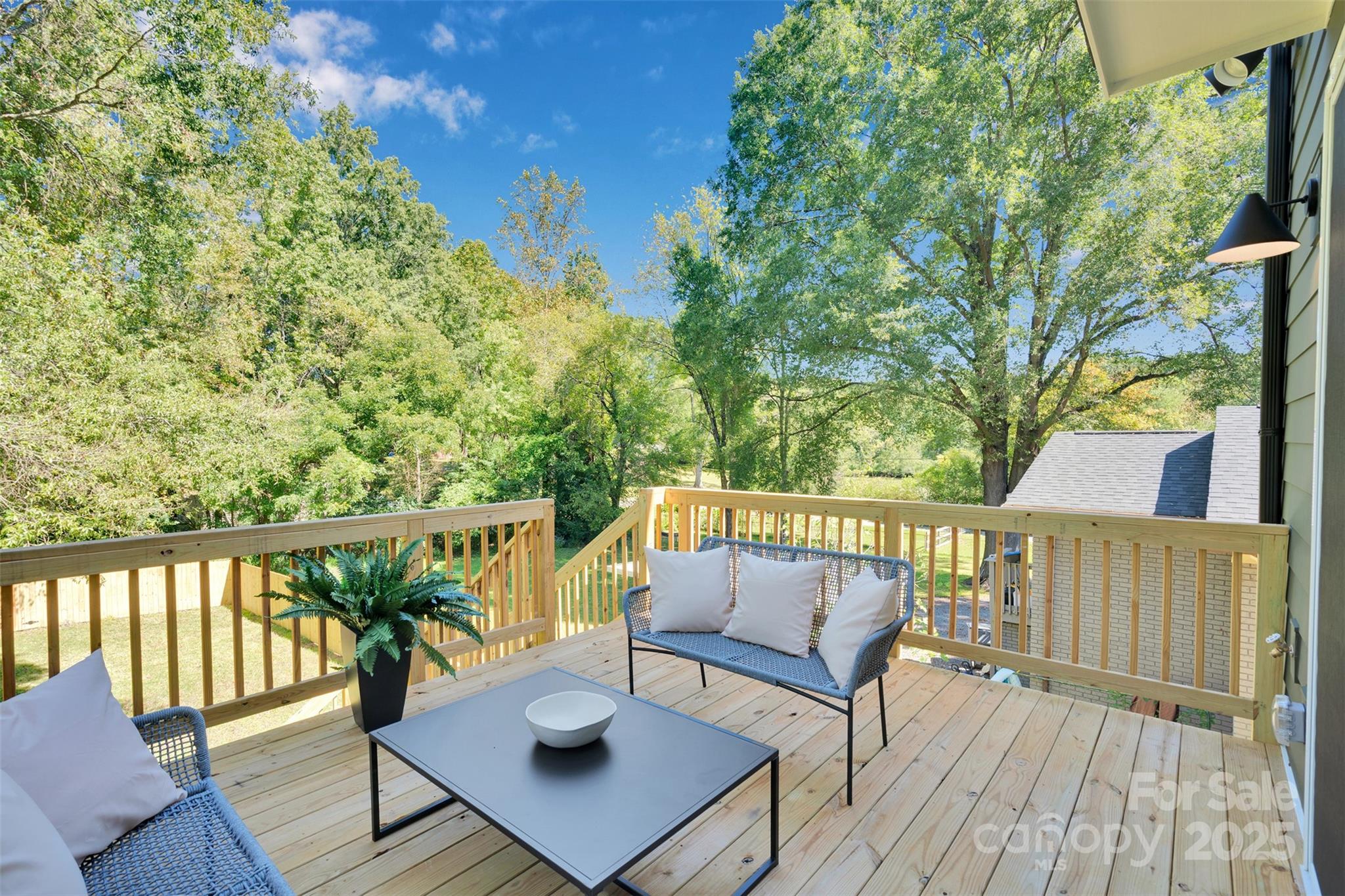 5615 Lantana Avenue B Property Photo 27