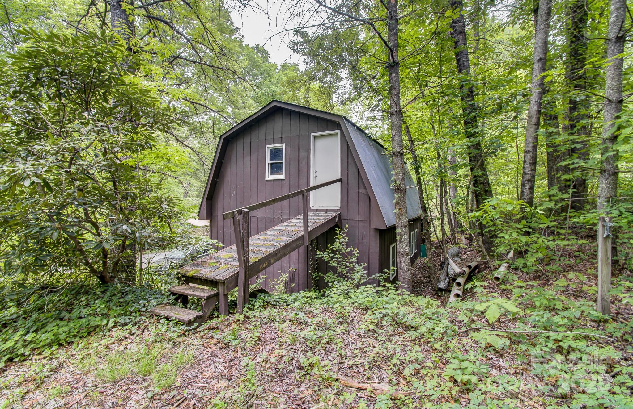 140 Old Ccc Road Property Photo 32