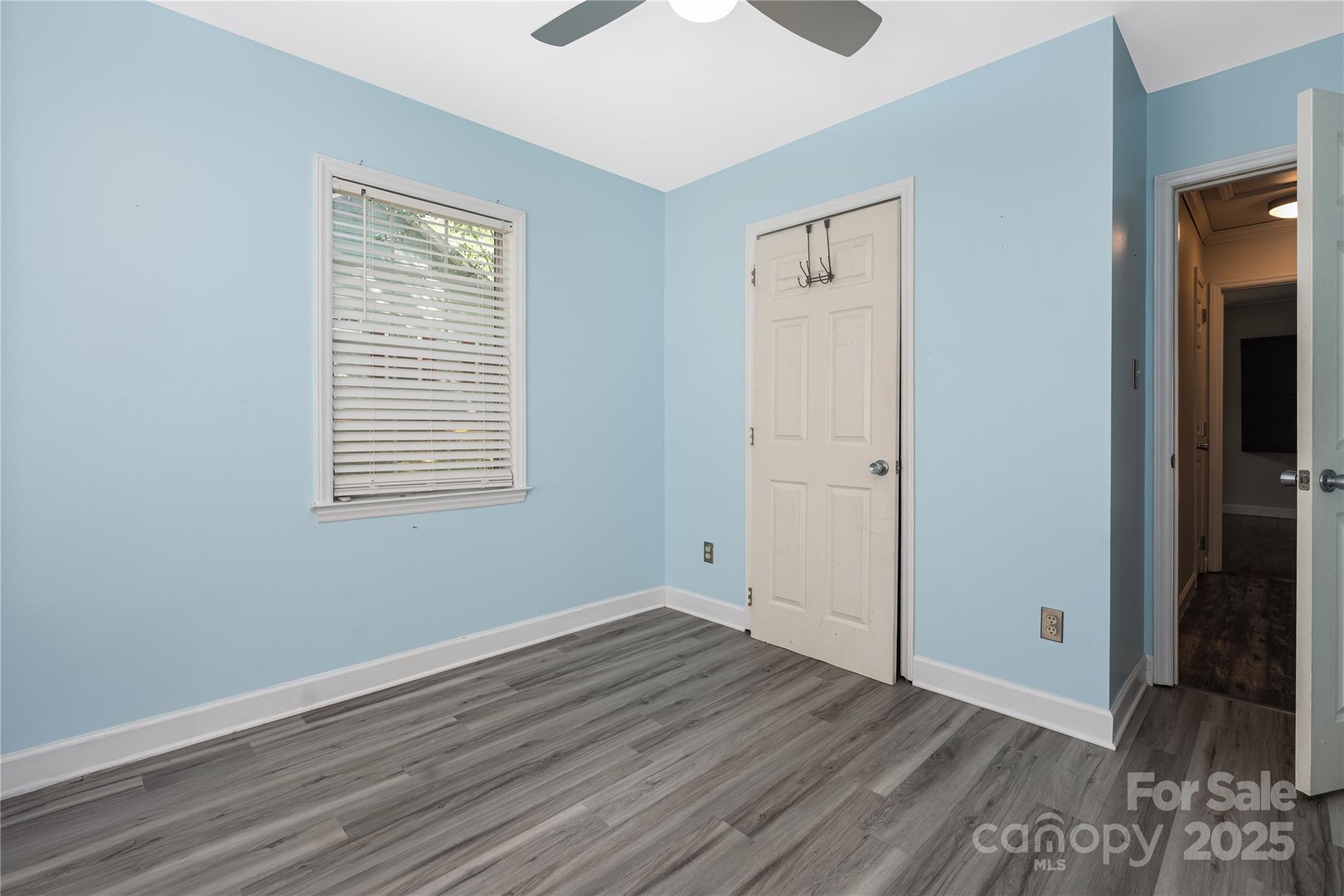 172 Valleybrook Drive 8 Property Photo 21