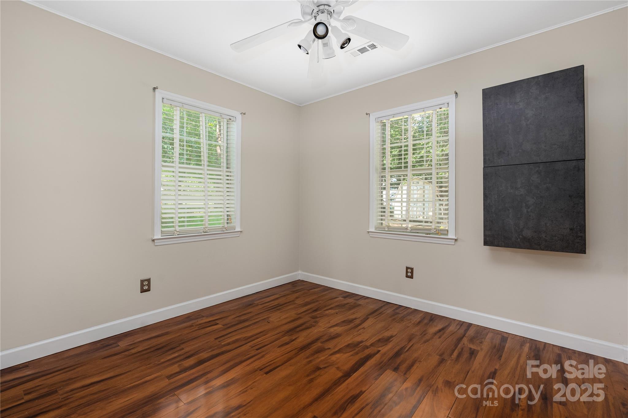 172 Valleybrook Drive 8 Property Photo 23