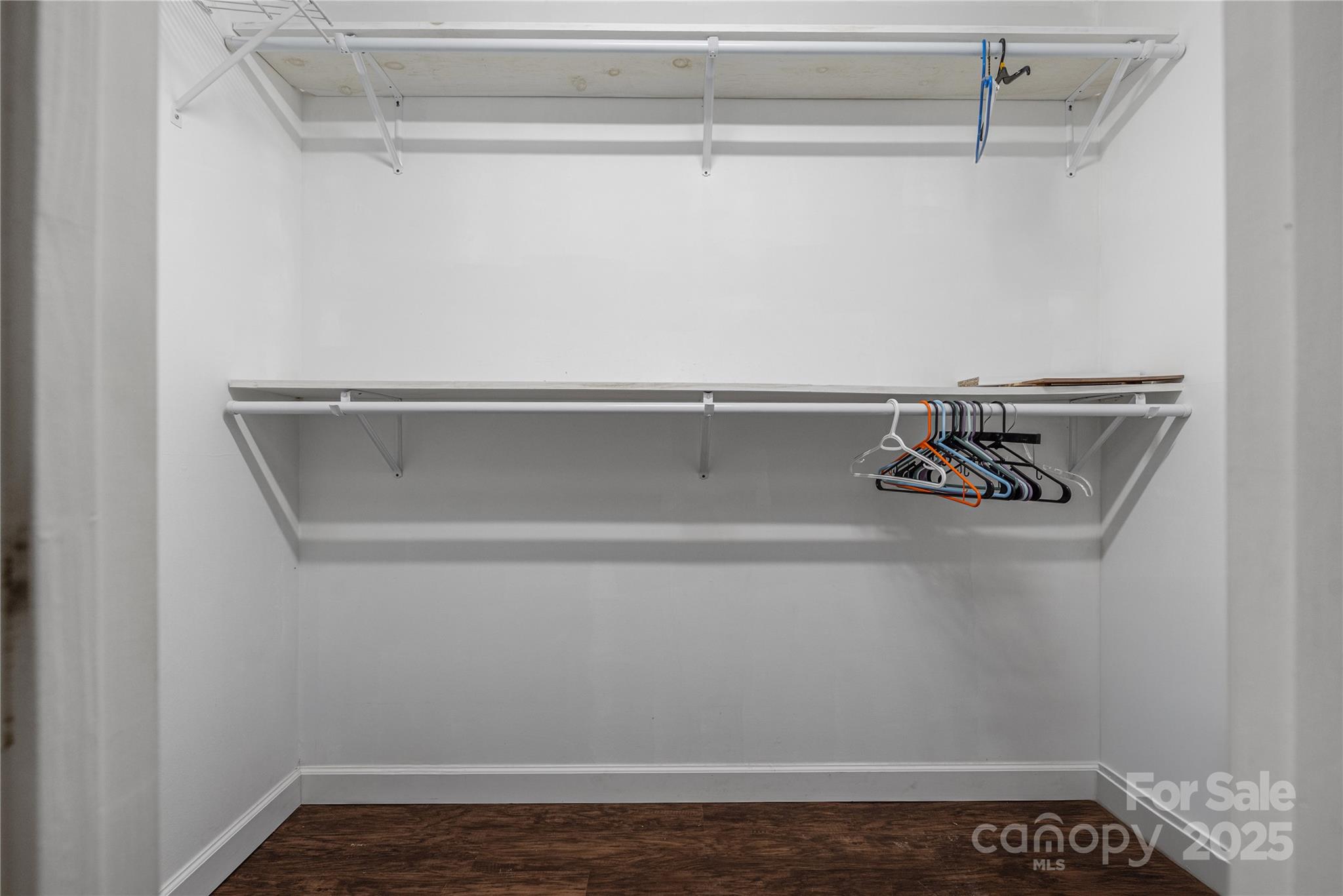 172 Valleybrook Drive 8 Property Photo 28