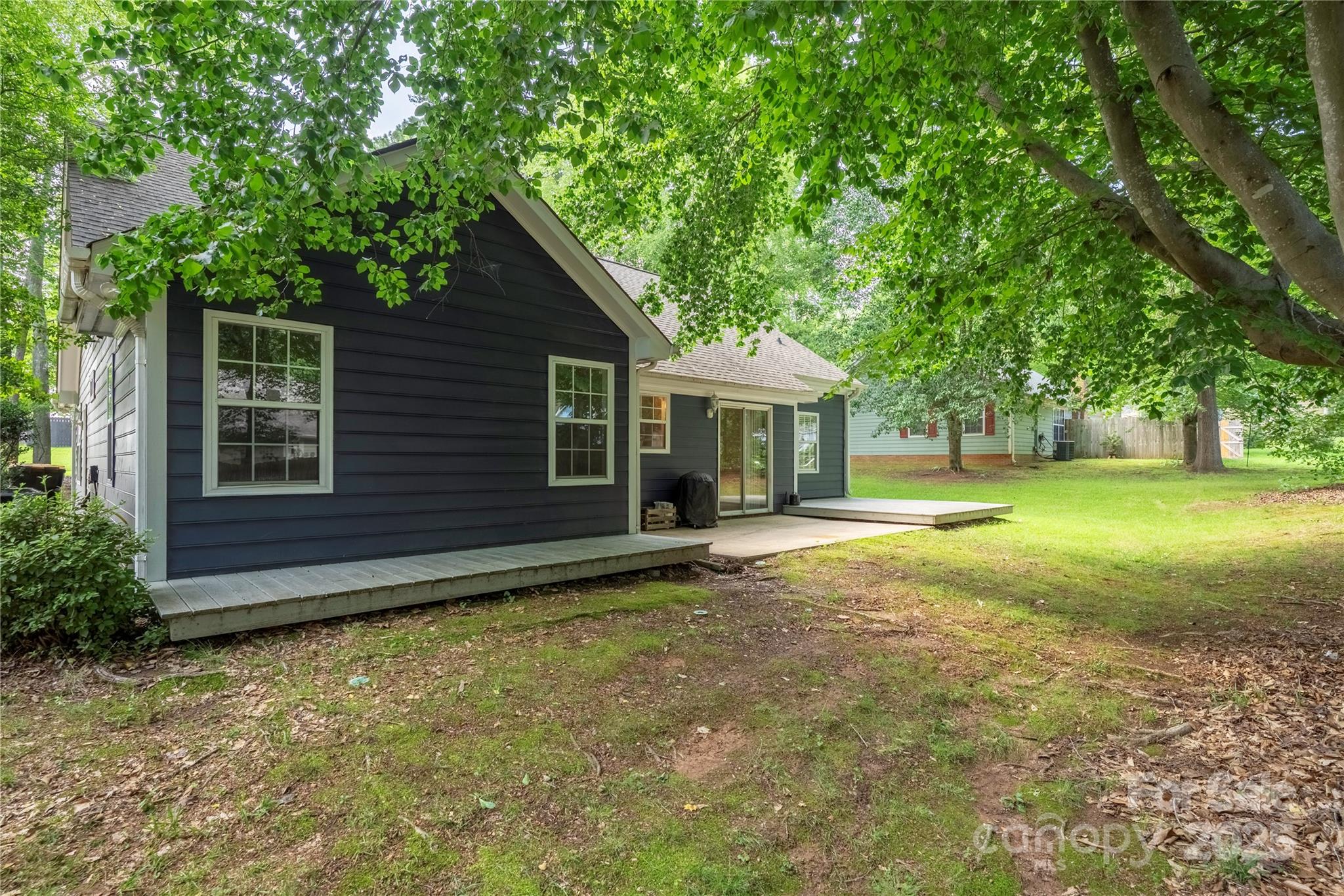 172 Valleybrook Drive 8 Property Photo 38