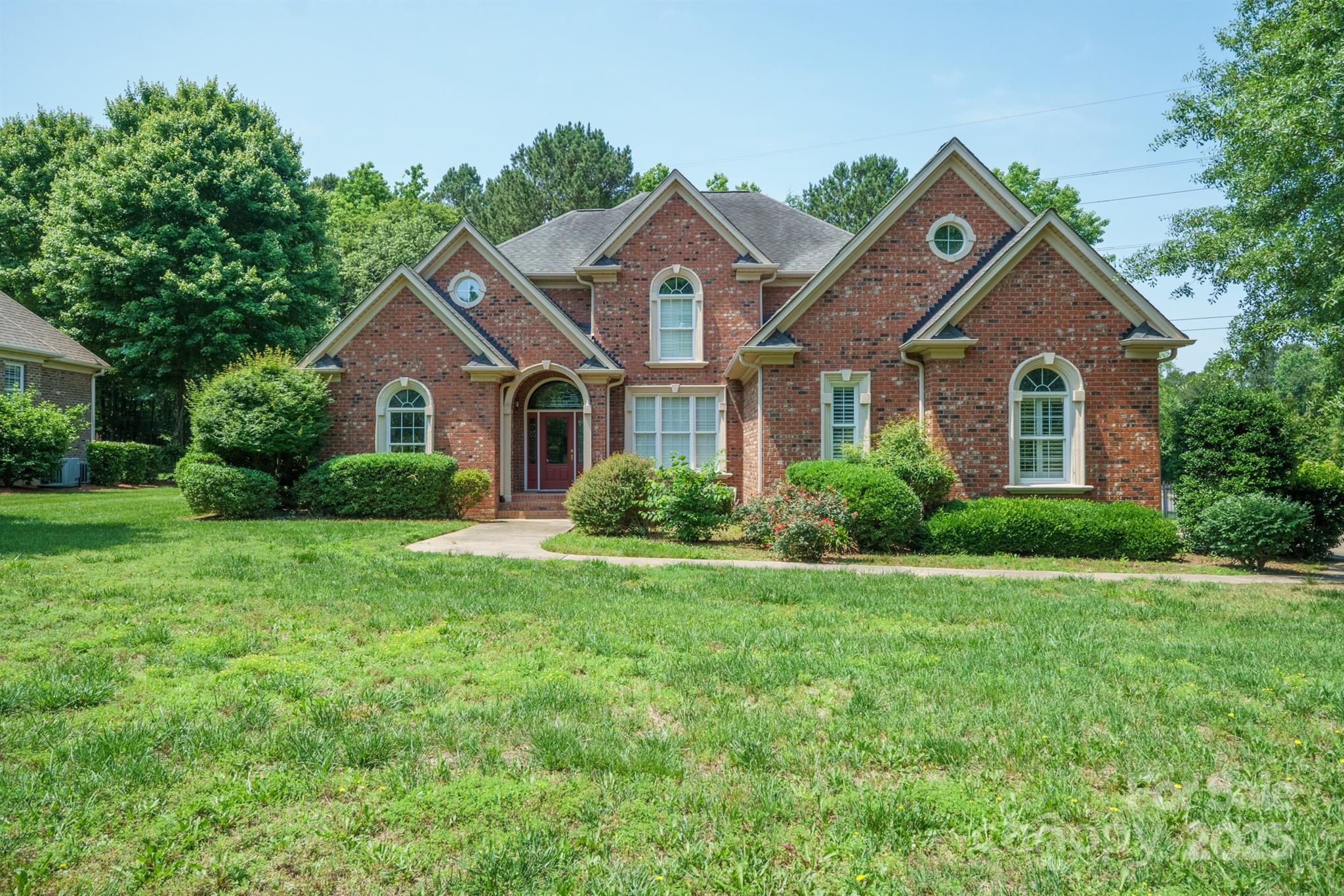 100 Woodwinds Drive Property Photo 1