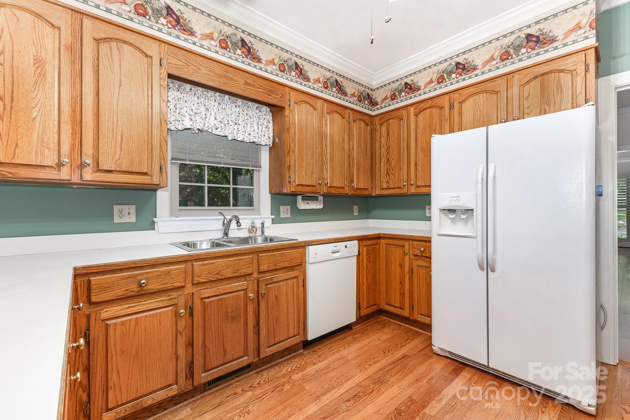 1750 Trellis Drive Property Photo 3