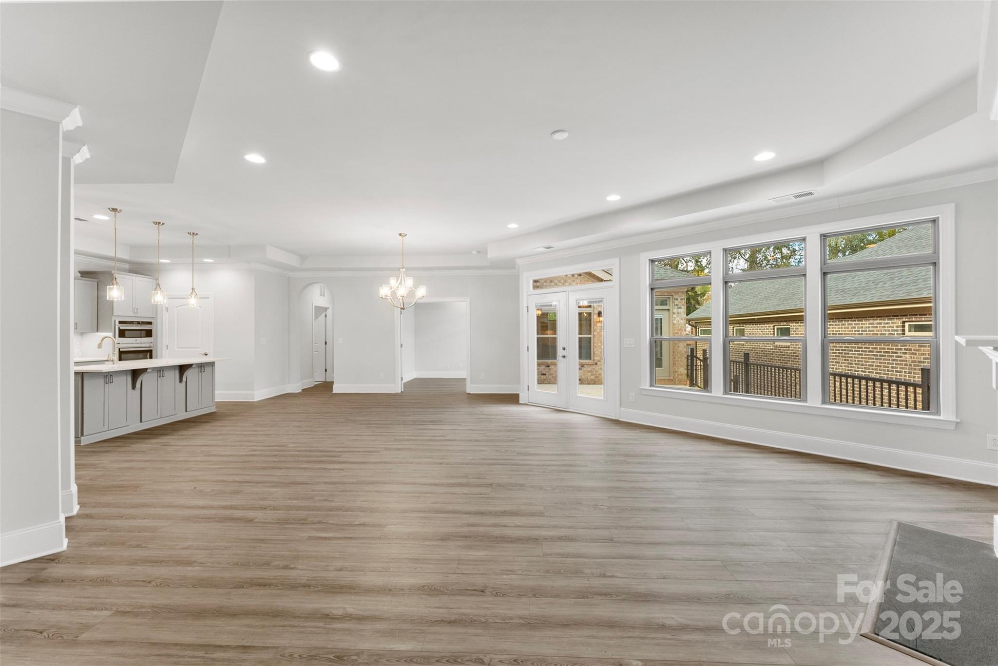 409 Newstyle Way Property Photo 3