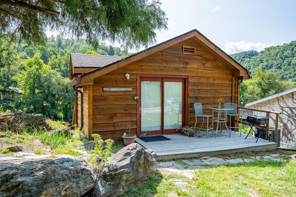 5430 Ela Road Property Photo 4