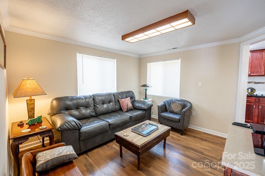 5430 Ela Road Property Photo 10