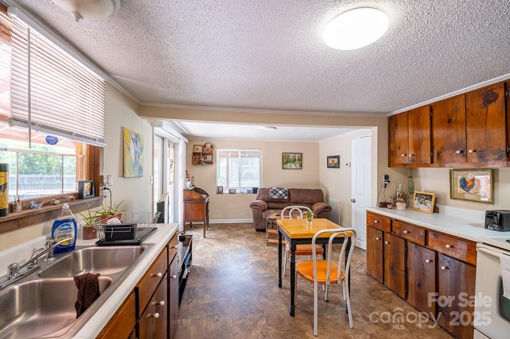 5430 Ela Road Property Photo 18