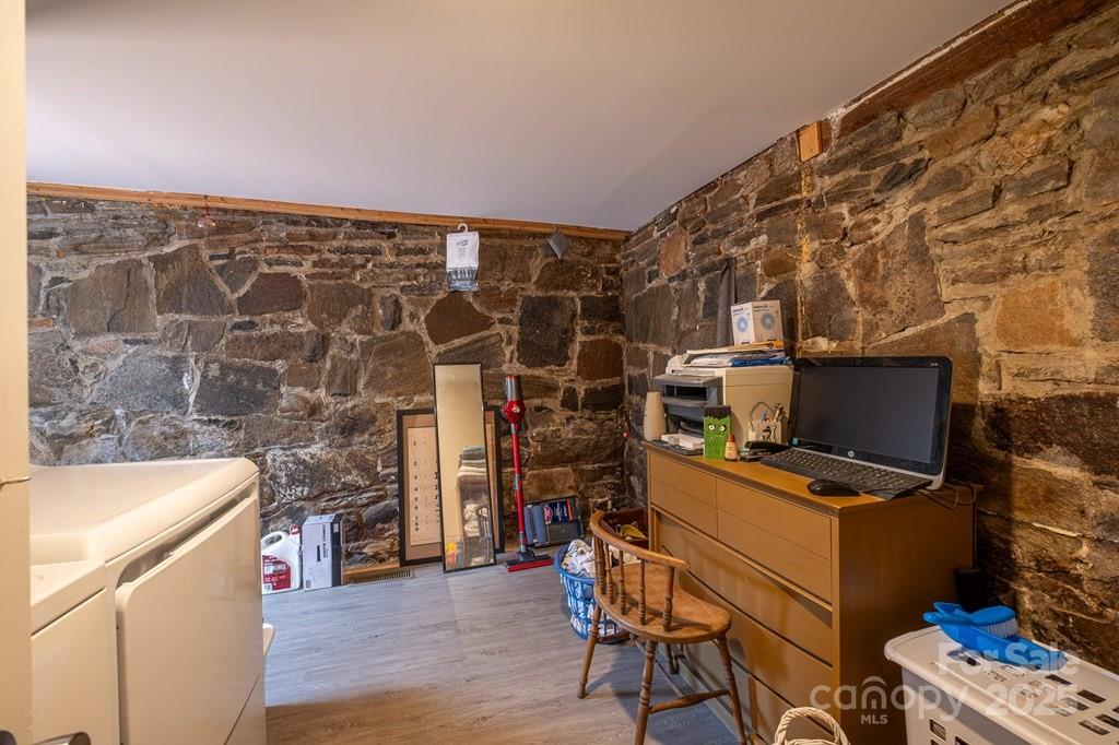 5430 Ela Road Property Photo 25