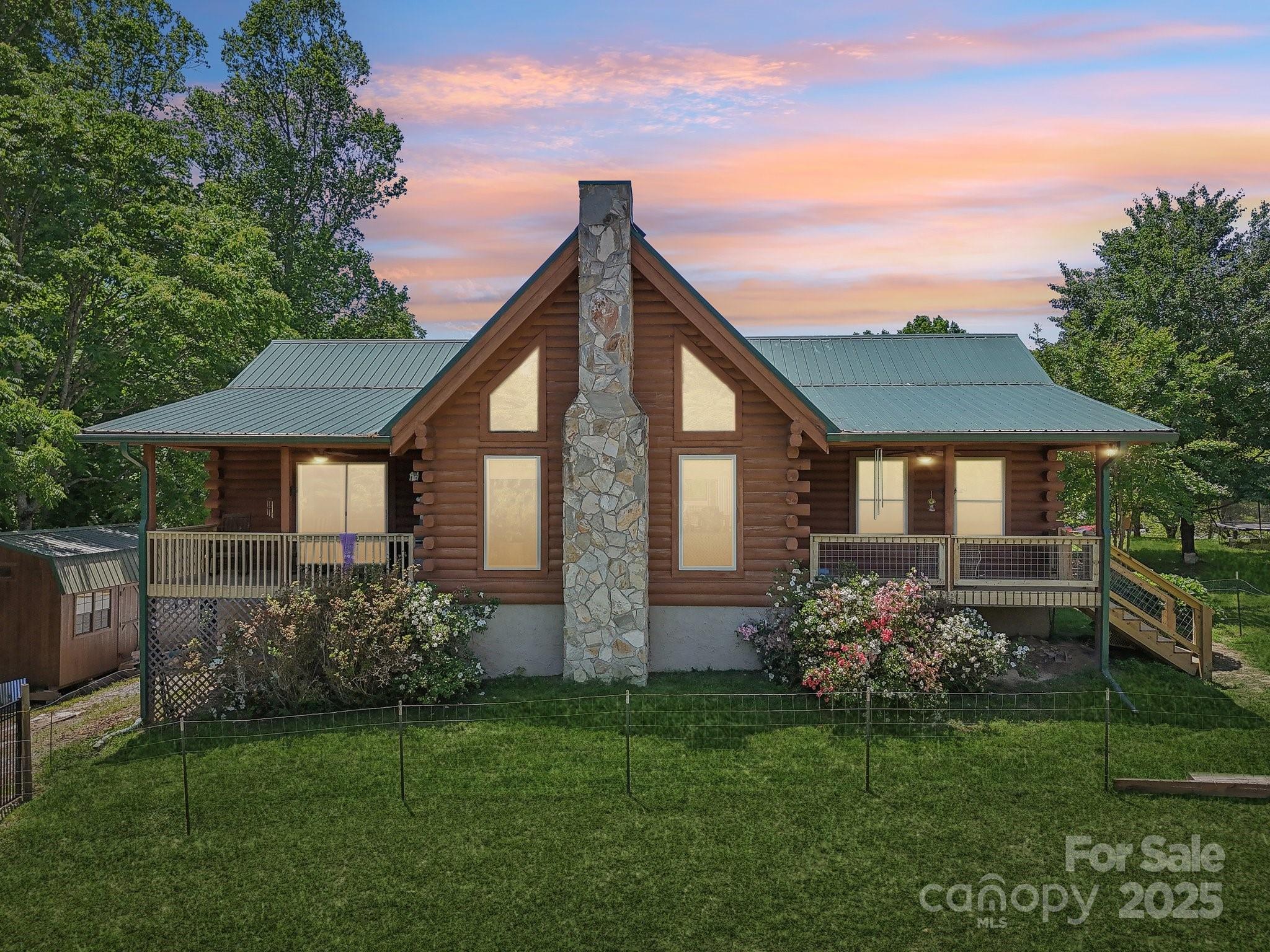 65 E Dream Street Property Photo 1