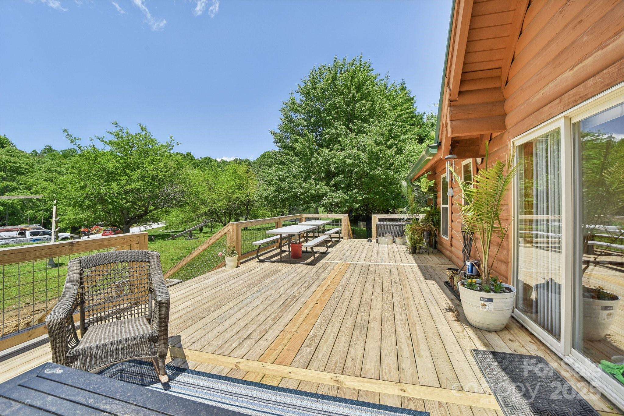 65 E Dream Street Property Photo 13