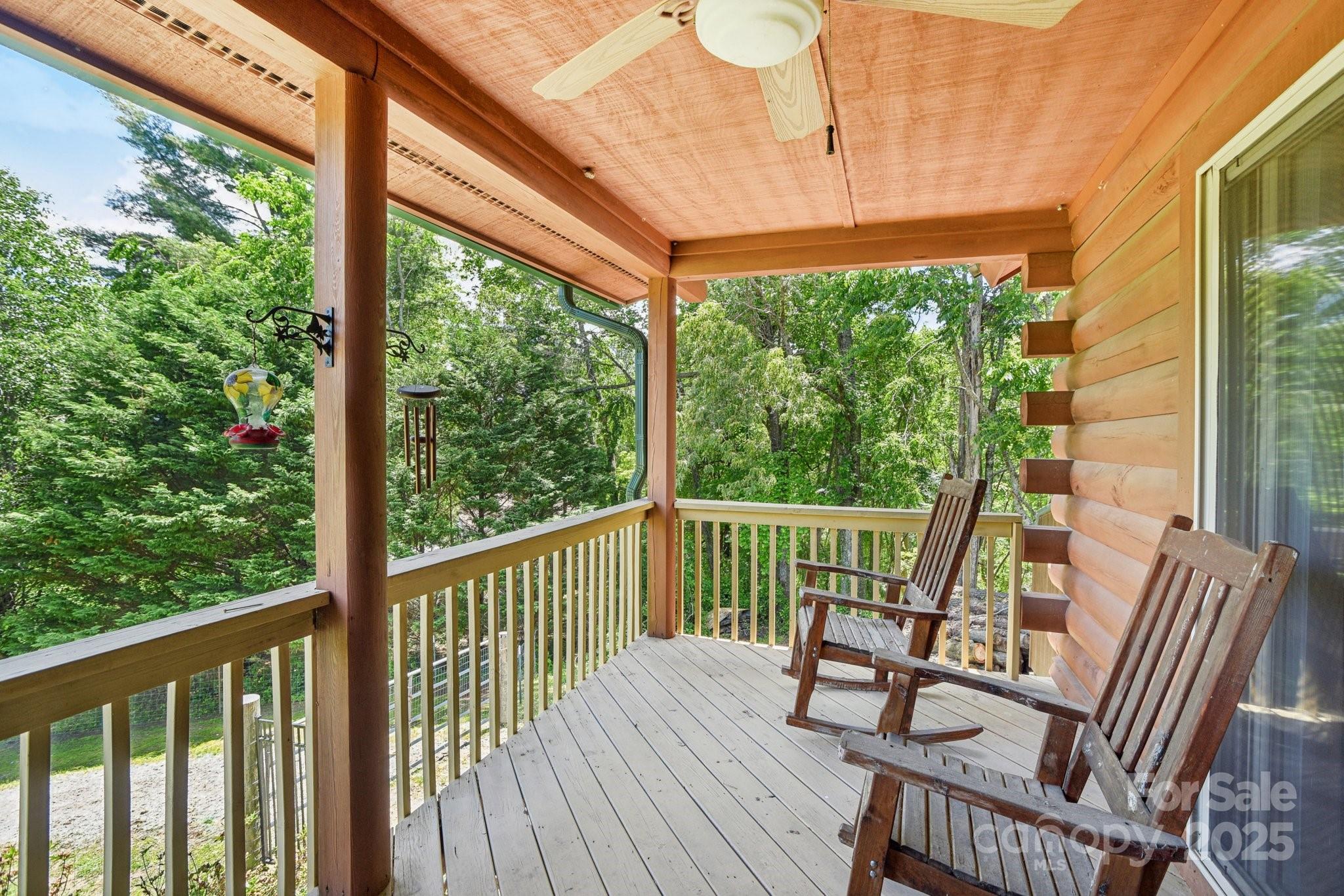 65 E Dream Street Property Photo 14