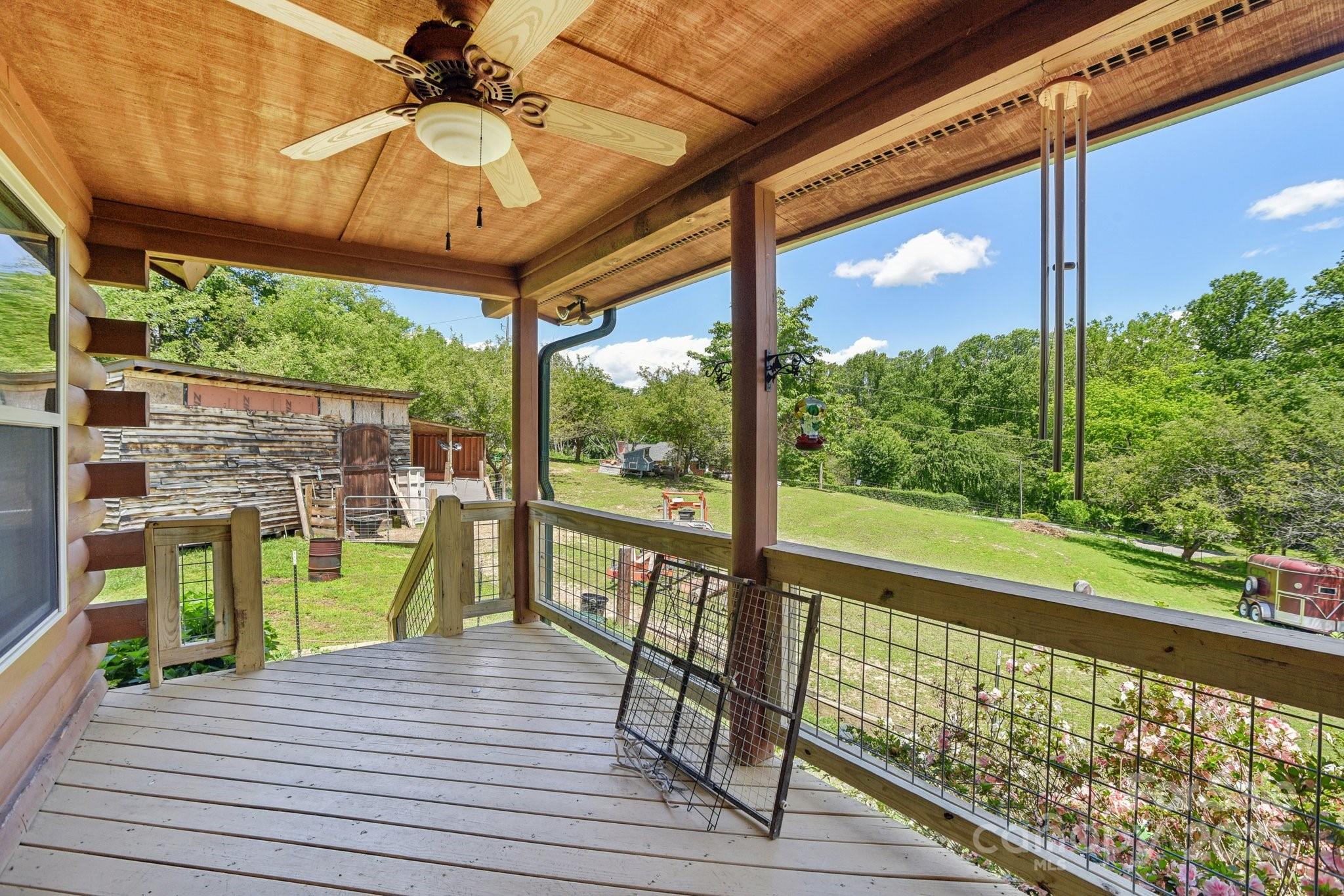 65 E Dream Street Property Photo 15