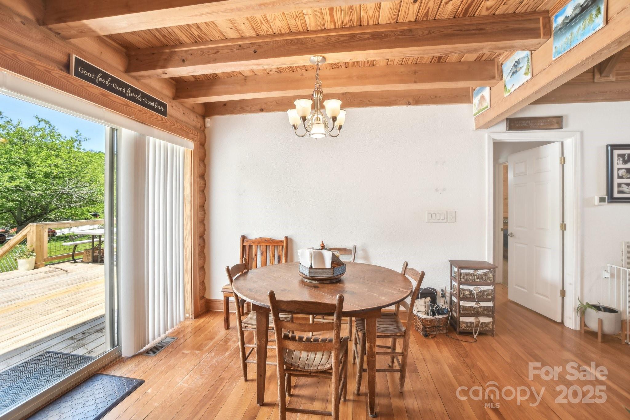 65 E Dream Street Property Photo 16