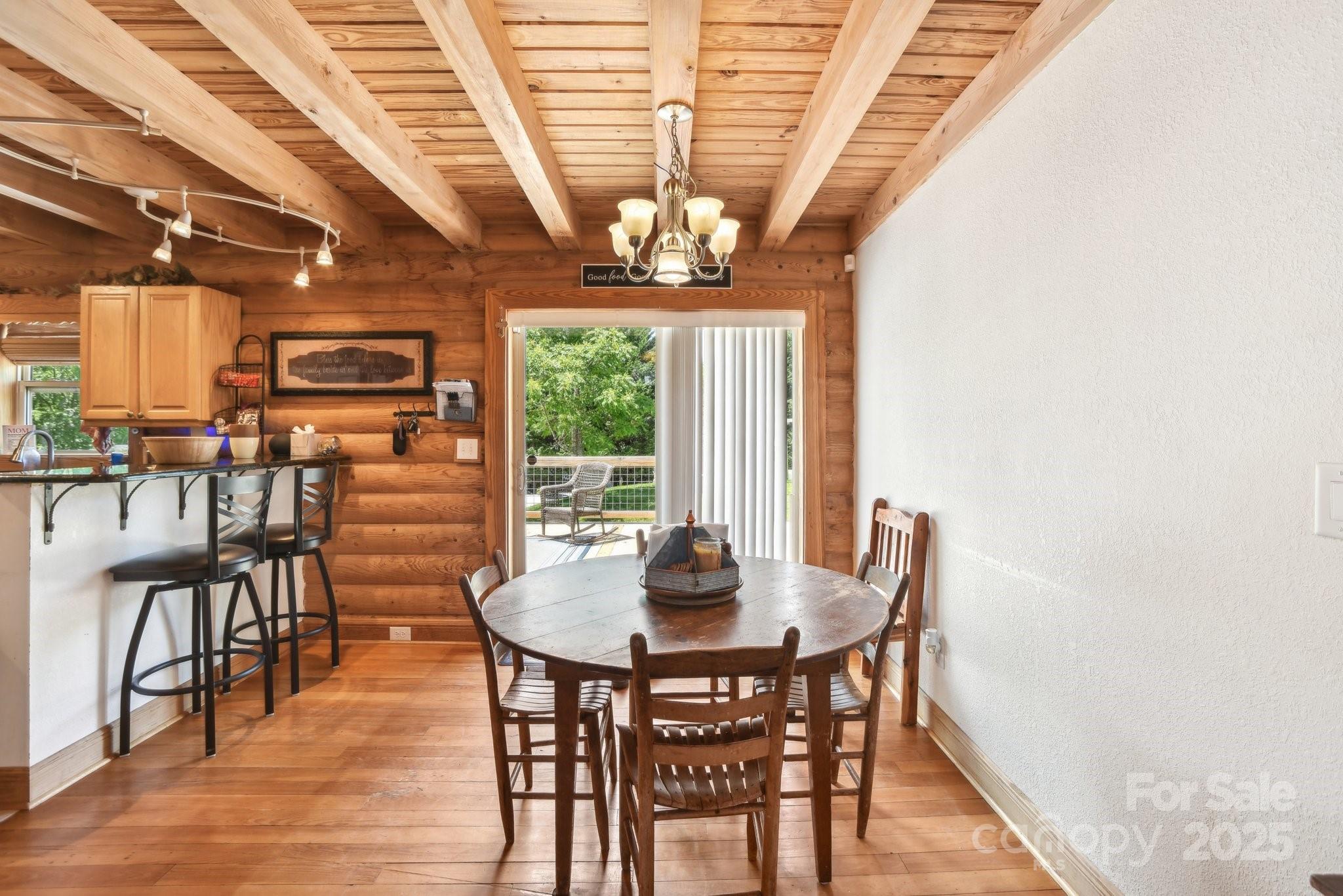 65 E Dream Street Property Photo 17