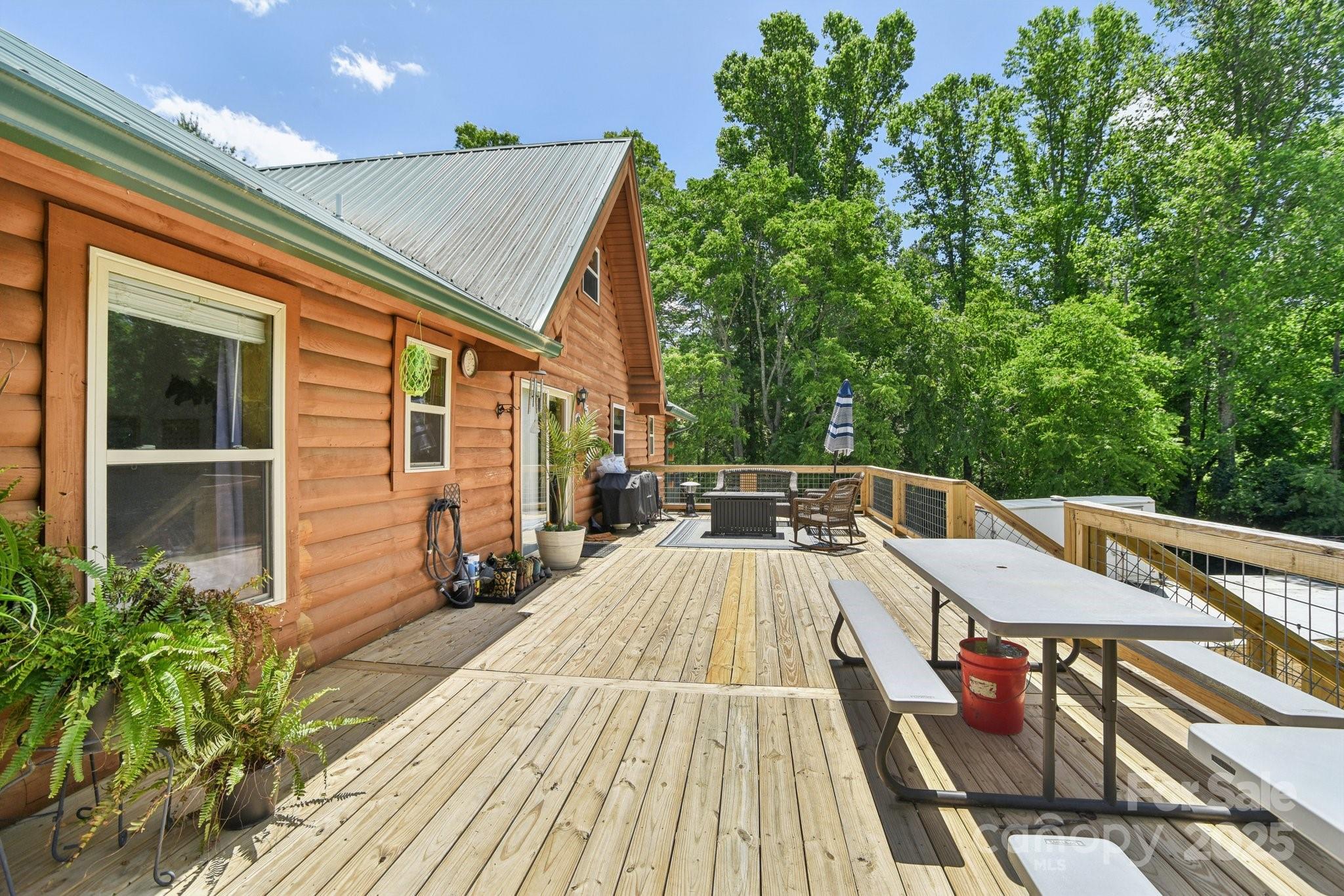 65 E Dream Street Property Photo 44