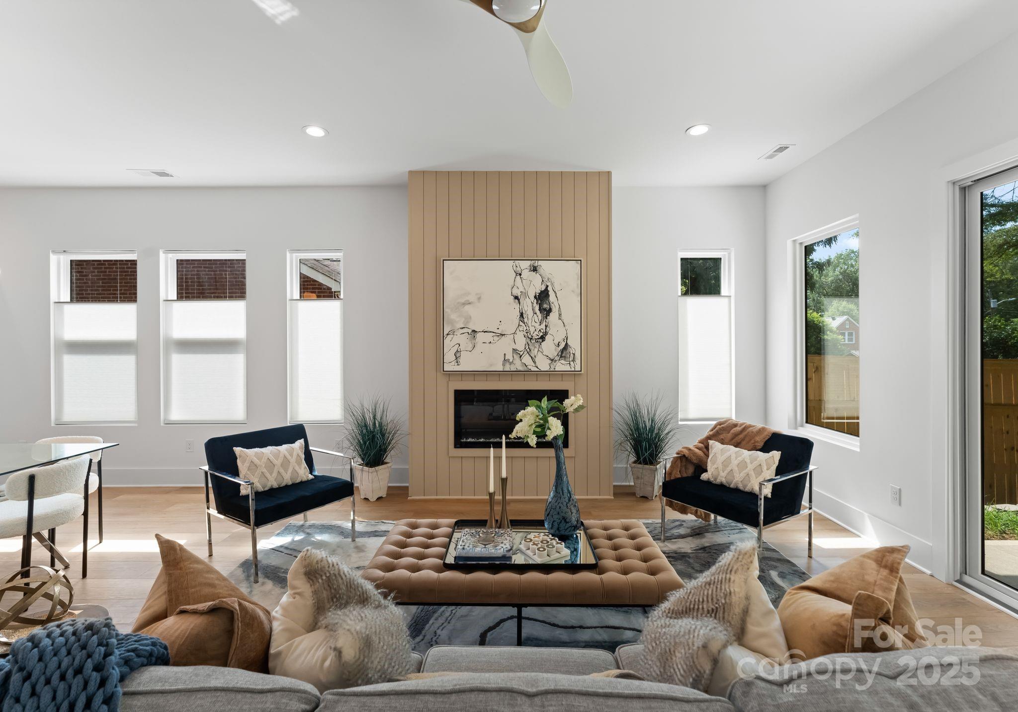 2004 St John Street Property Photo 2