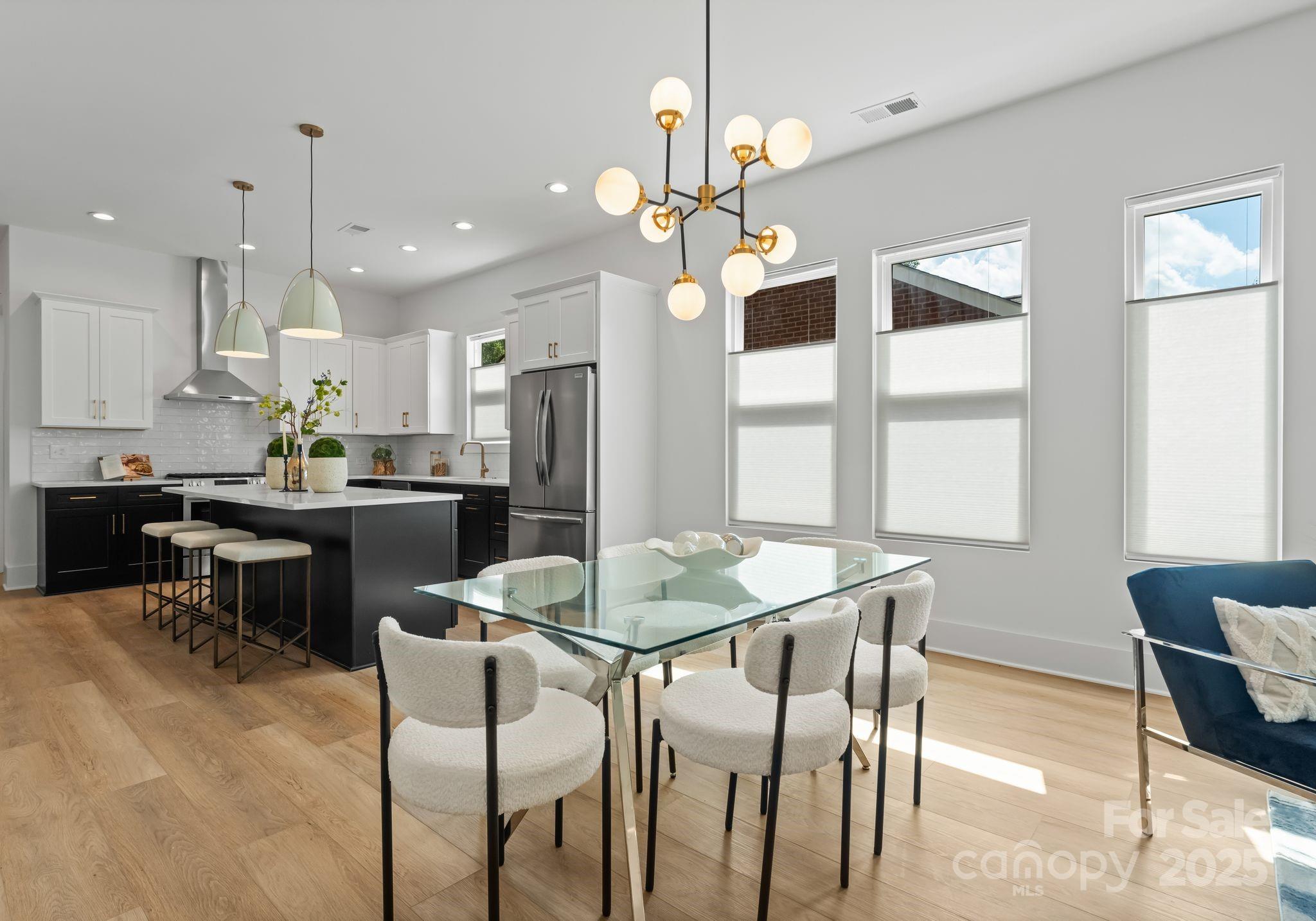 2004 St John Street Property Photo 16