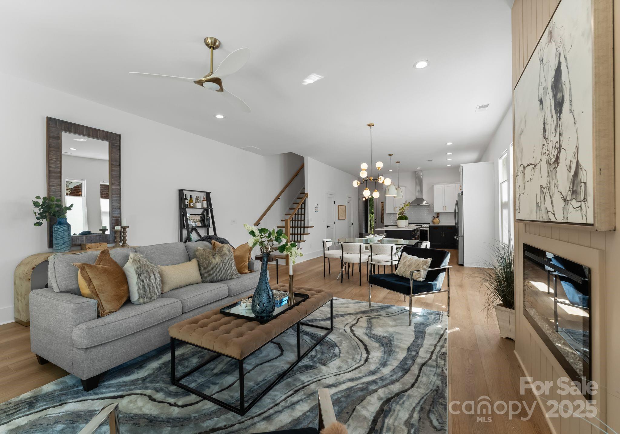 2004 St John Street Property Photo 17