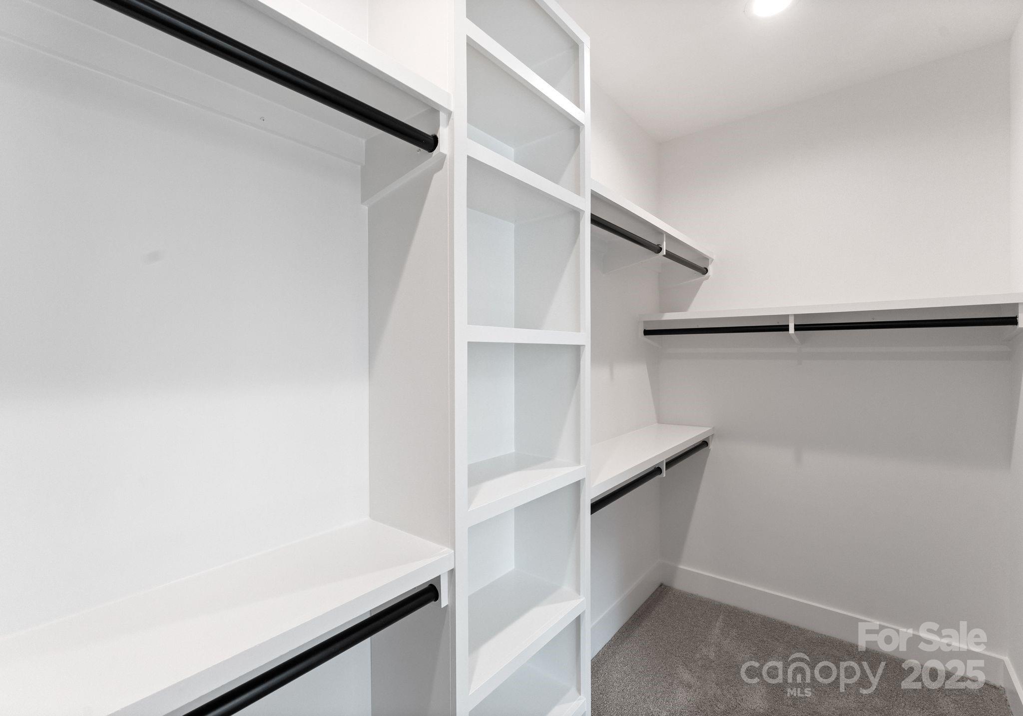 2004 St John Street Property Photo 27