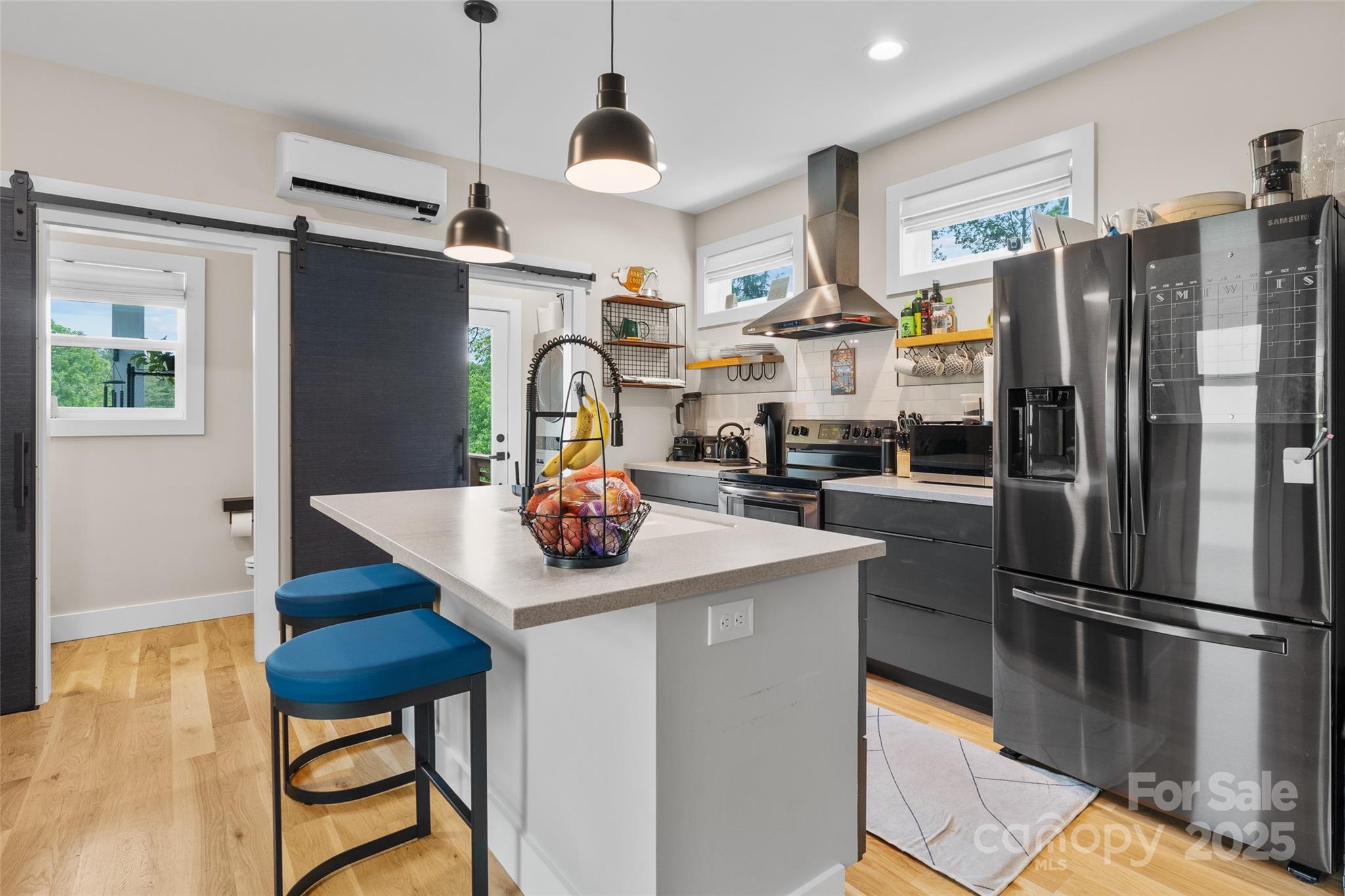 109 Thurland Avenue Property Photo 7