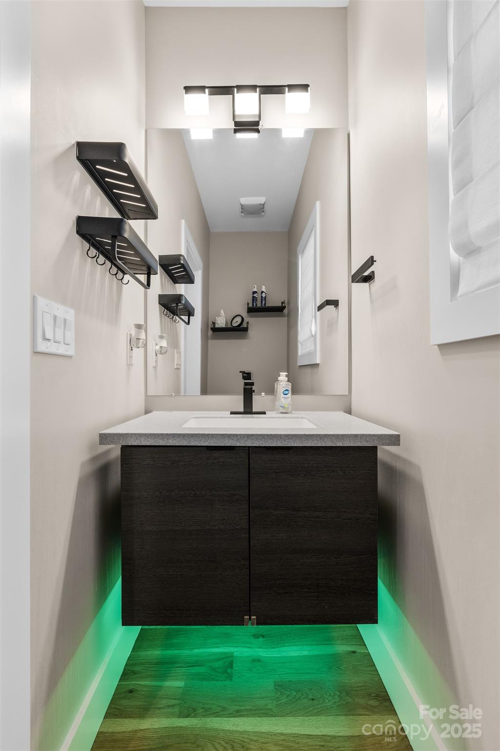 109 Thurland Avenue Property Photo 12