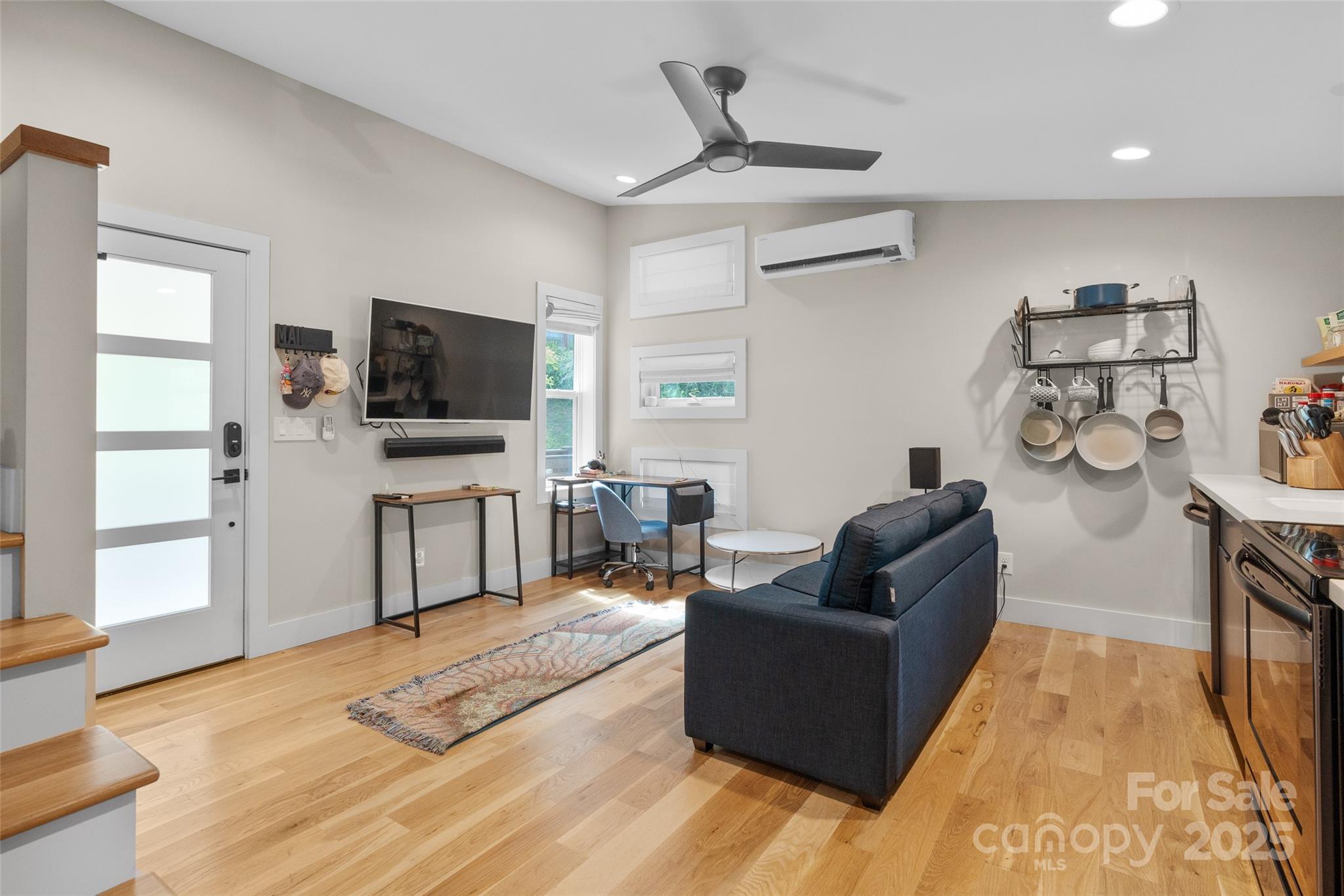 109 Thurland Avenue Property Photo 26