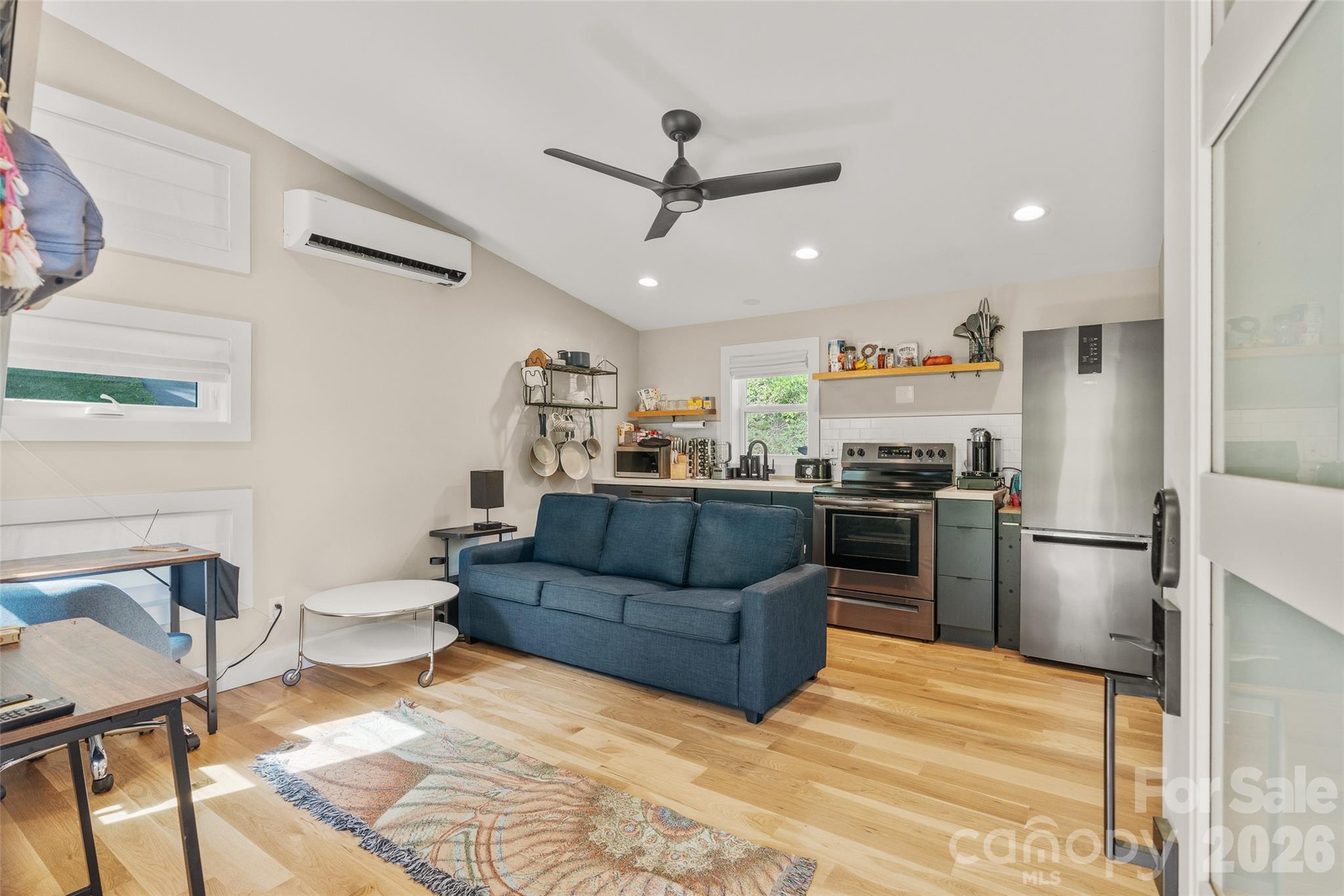 109 Thurland Avenue Property Photo 26