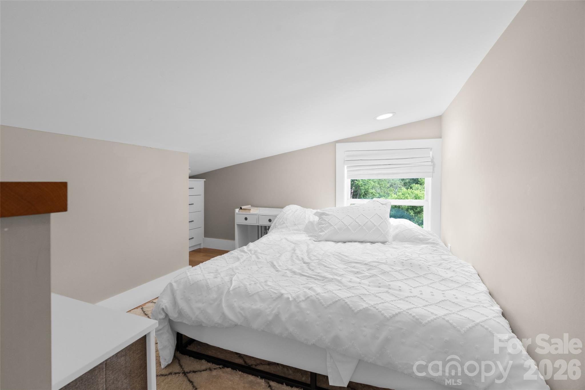 109 Thurland Avenue Property Photo 31
