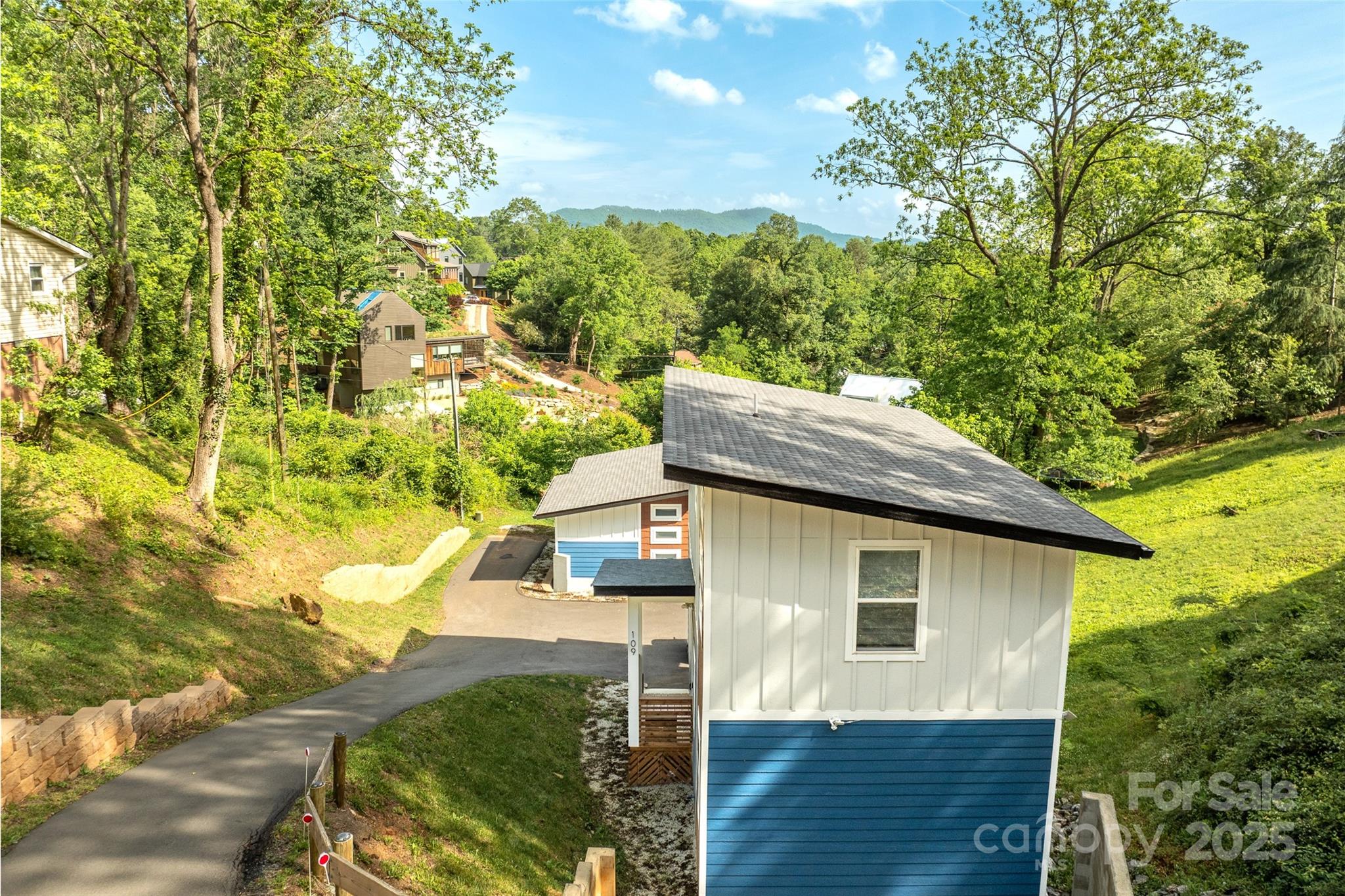 109 Thurland Avenue Property Photo 34