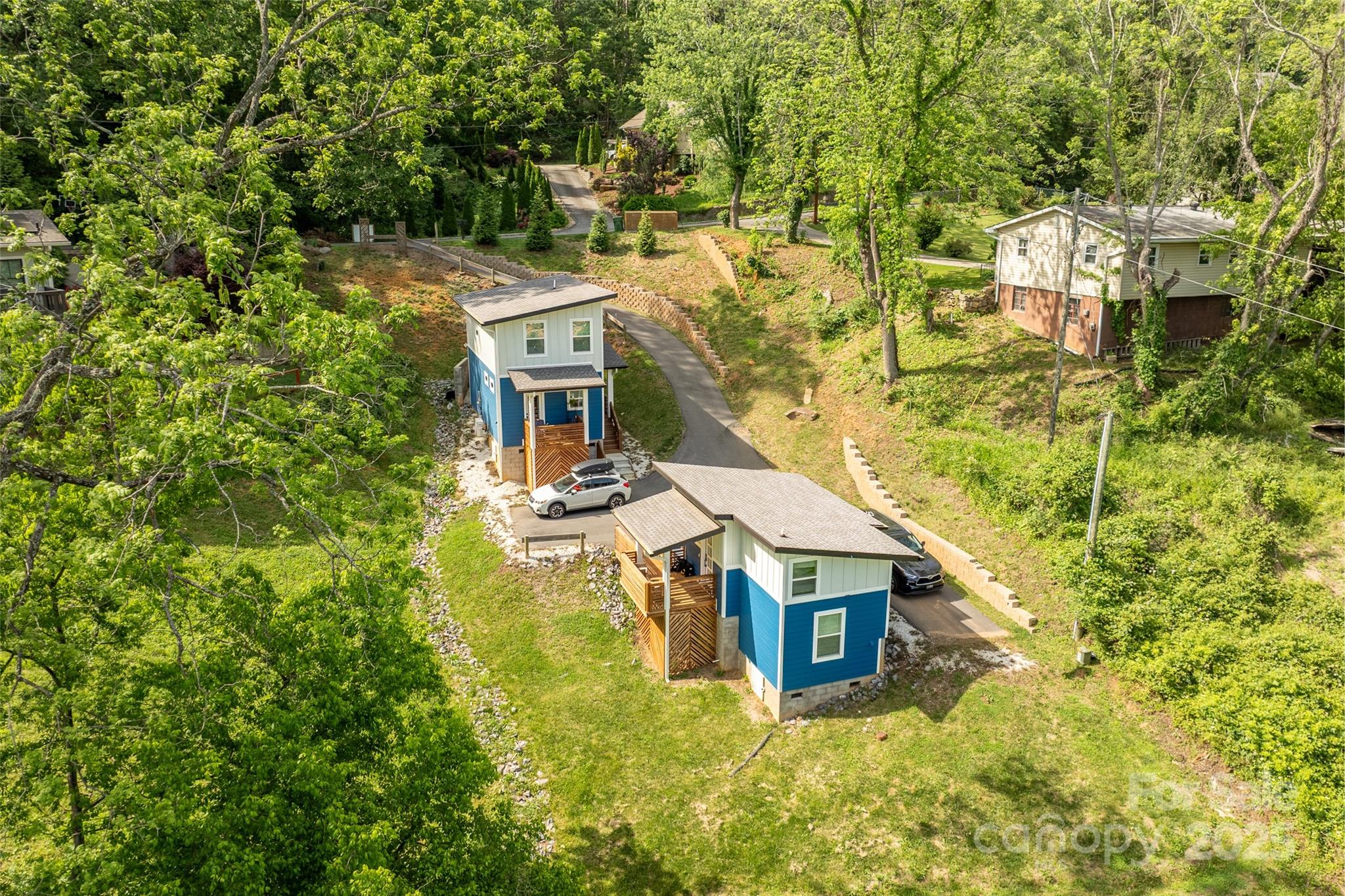 109 Thurland Avenue Property Photo 35