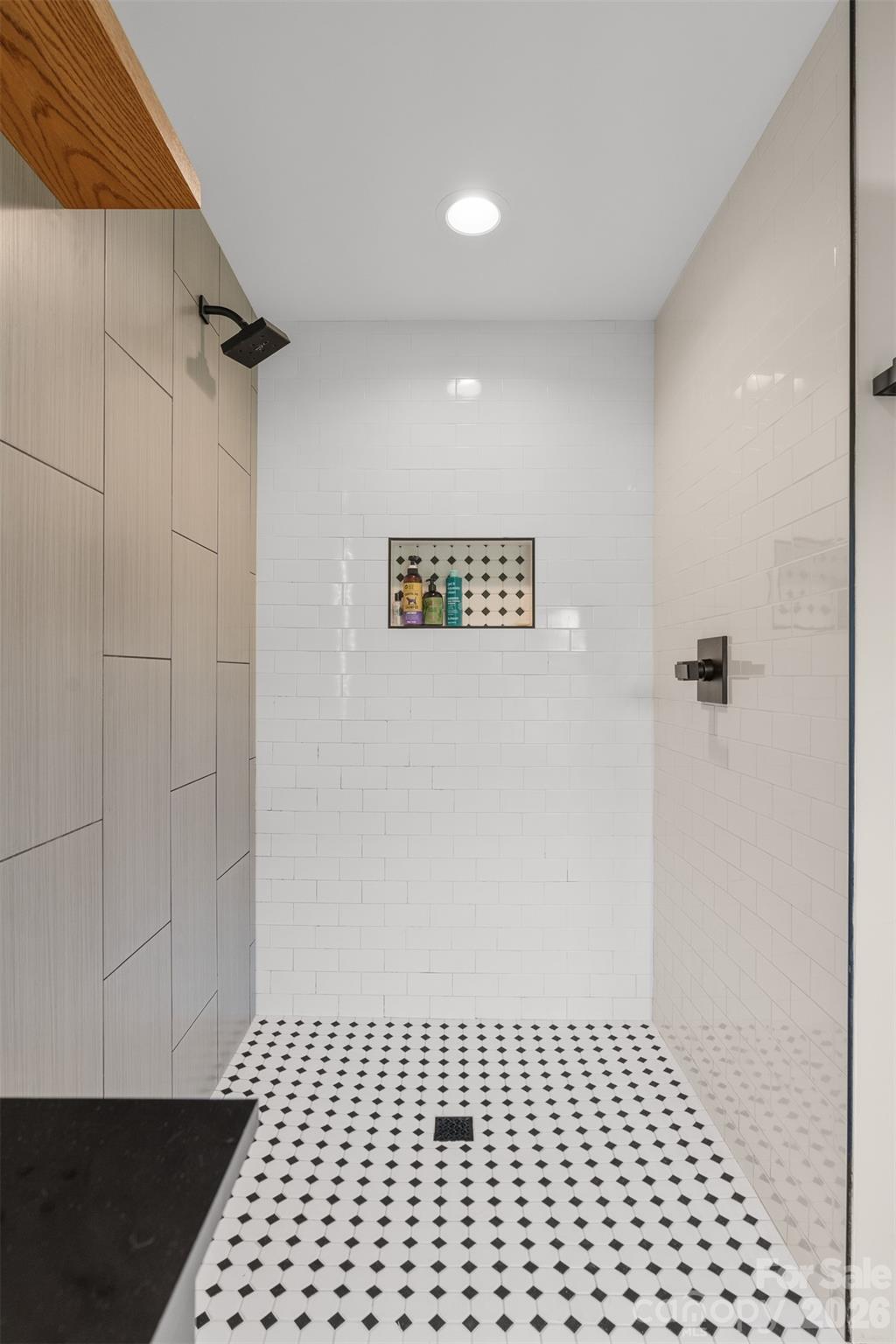 109 Thurland Avenue Property Photo 35