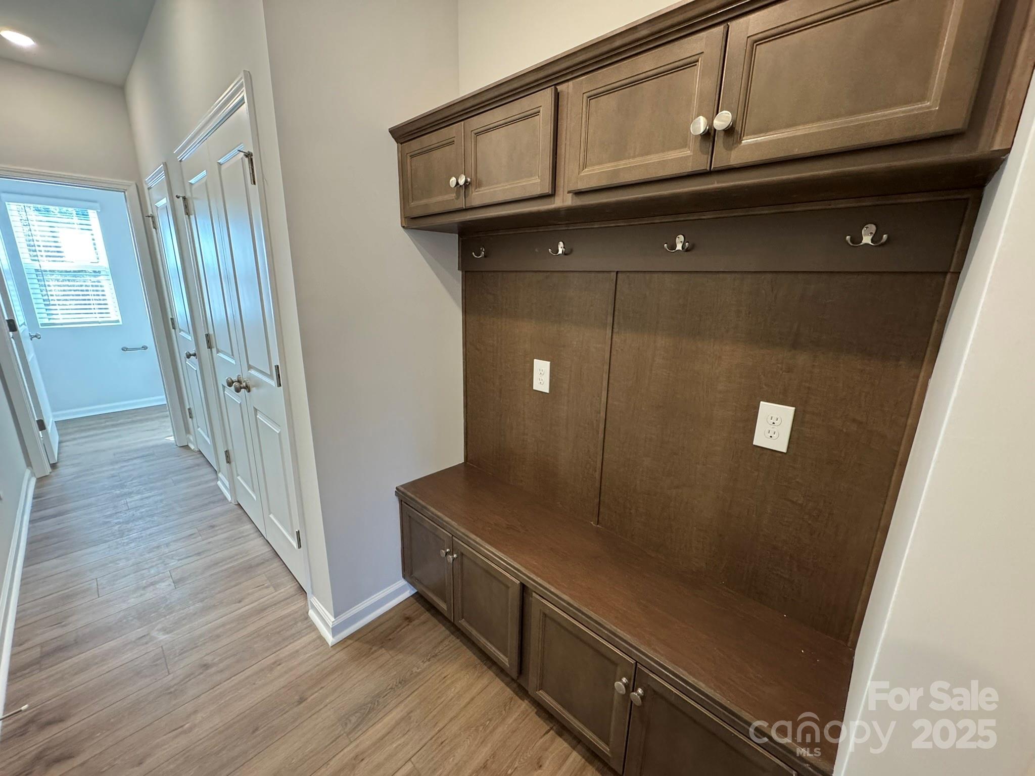 4750 Lakeview Road 18 Property Photo 21