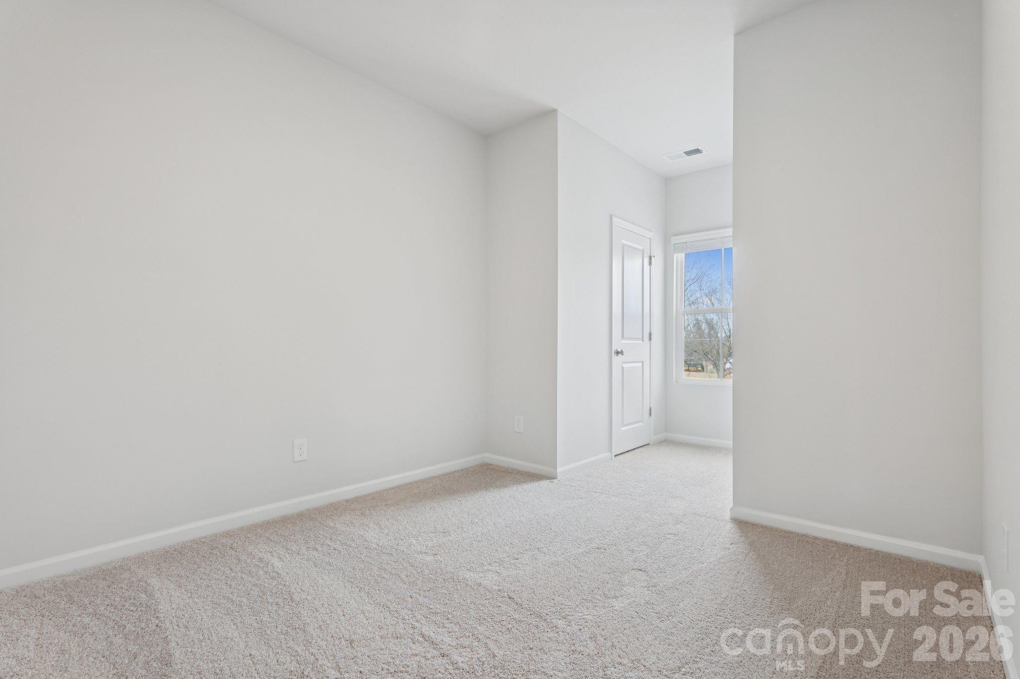 4742 Lakeview Road 17 Property Photo 15