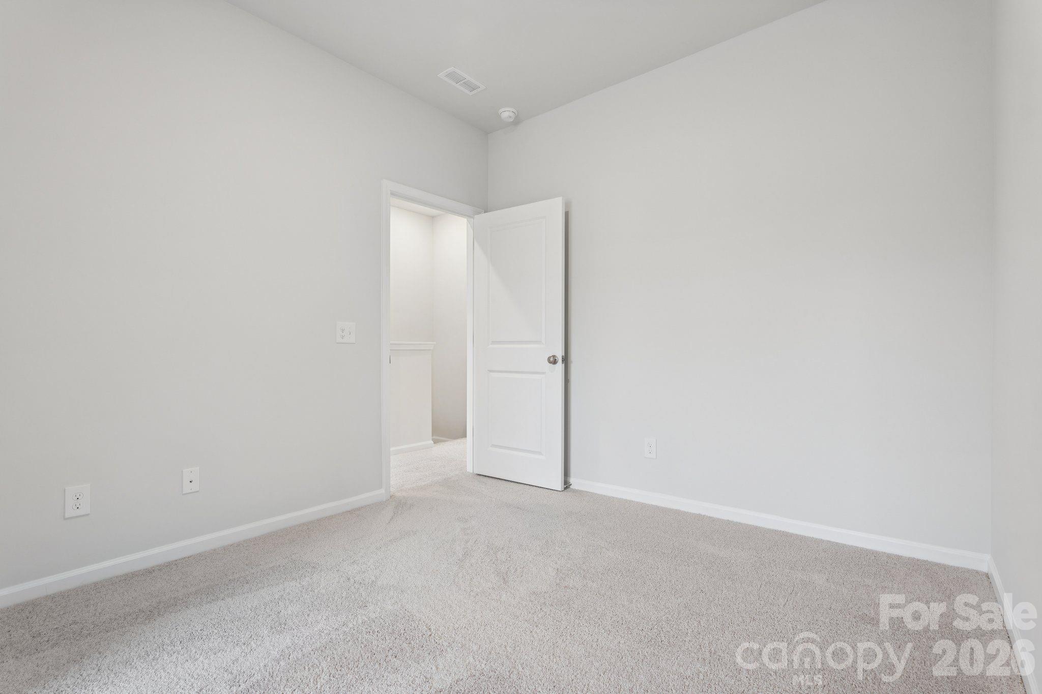 4742 Lakeview Road 17 Property Photo 16