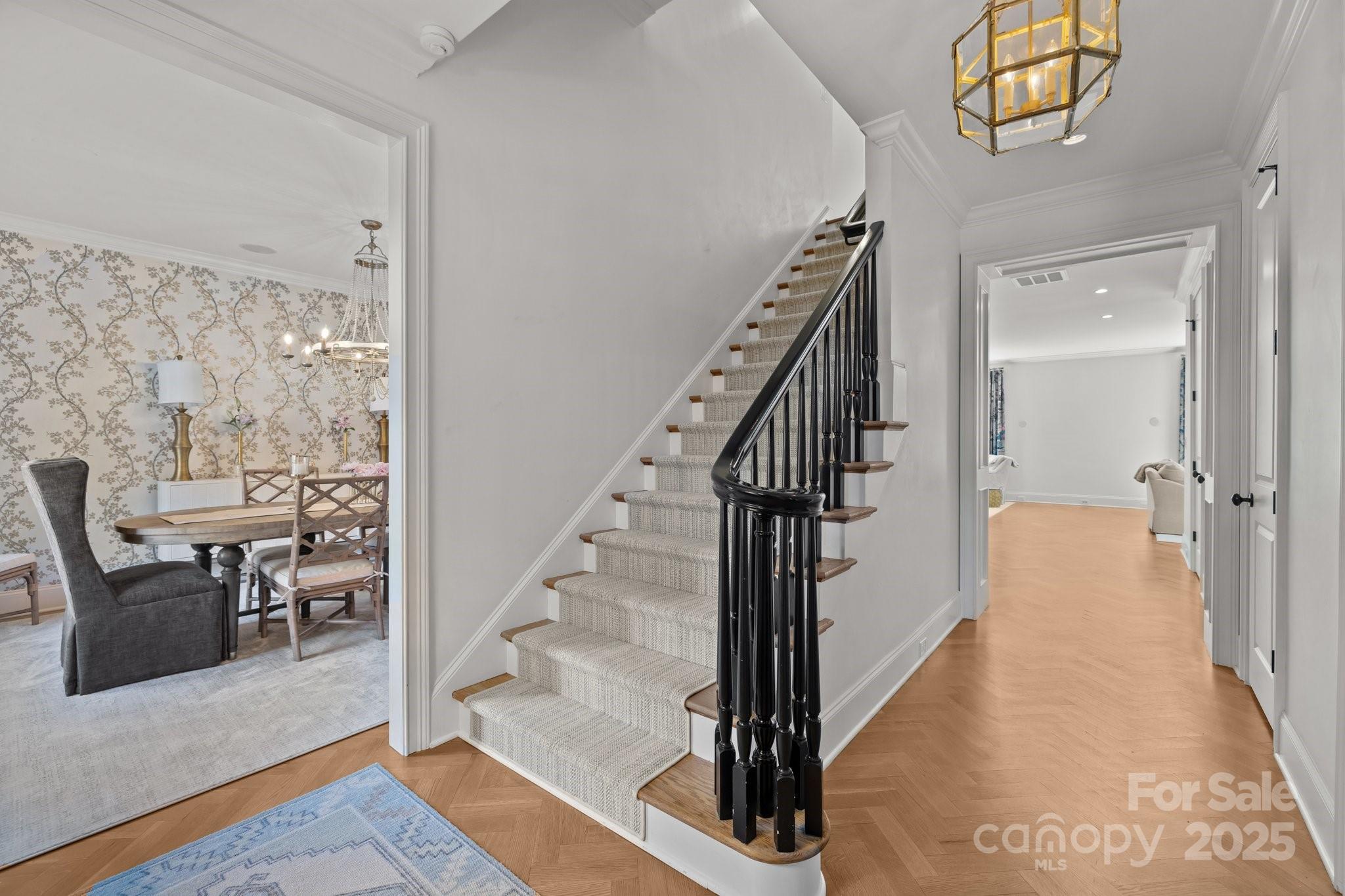 1625 Bibury Lane Property Photo 3