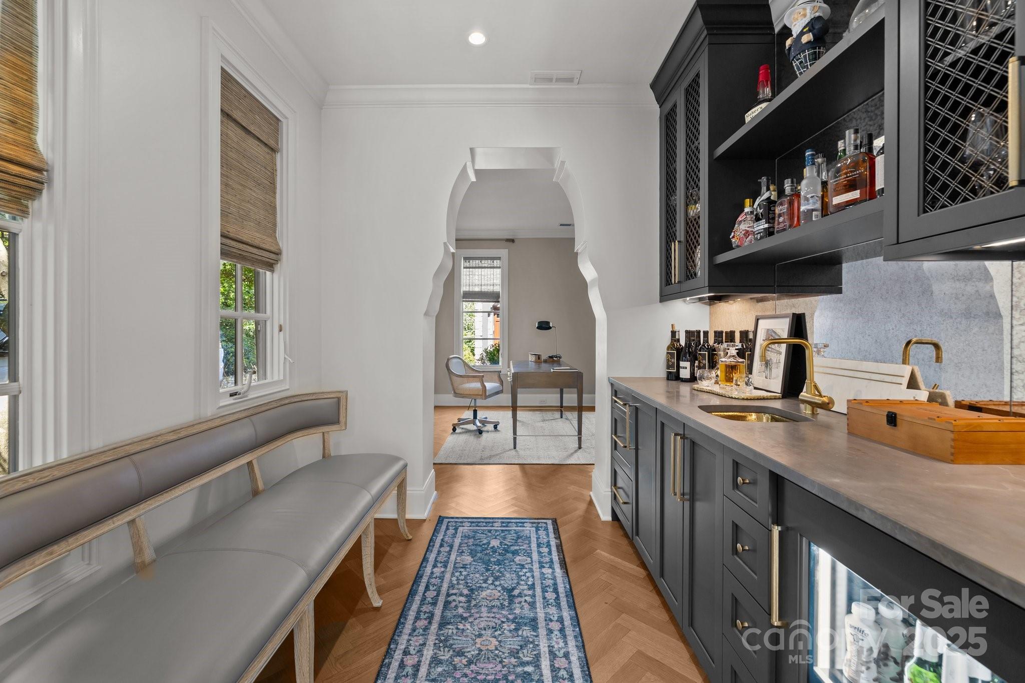 1625 Bibury Lane Property Photo 12