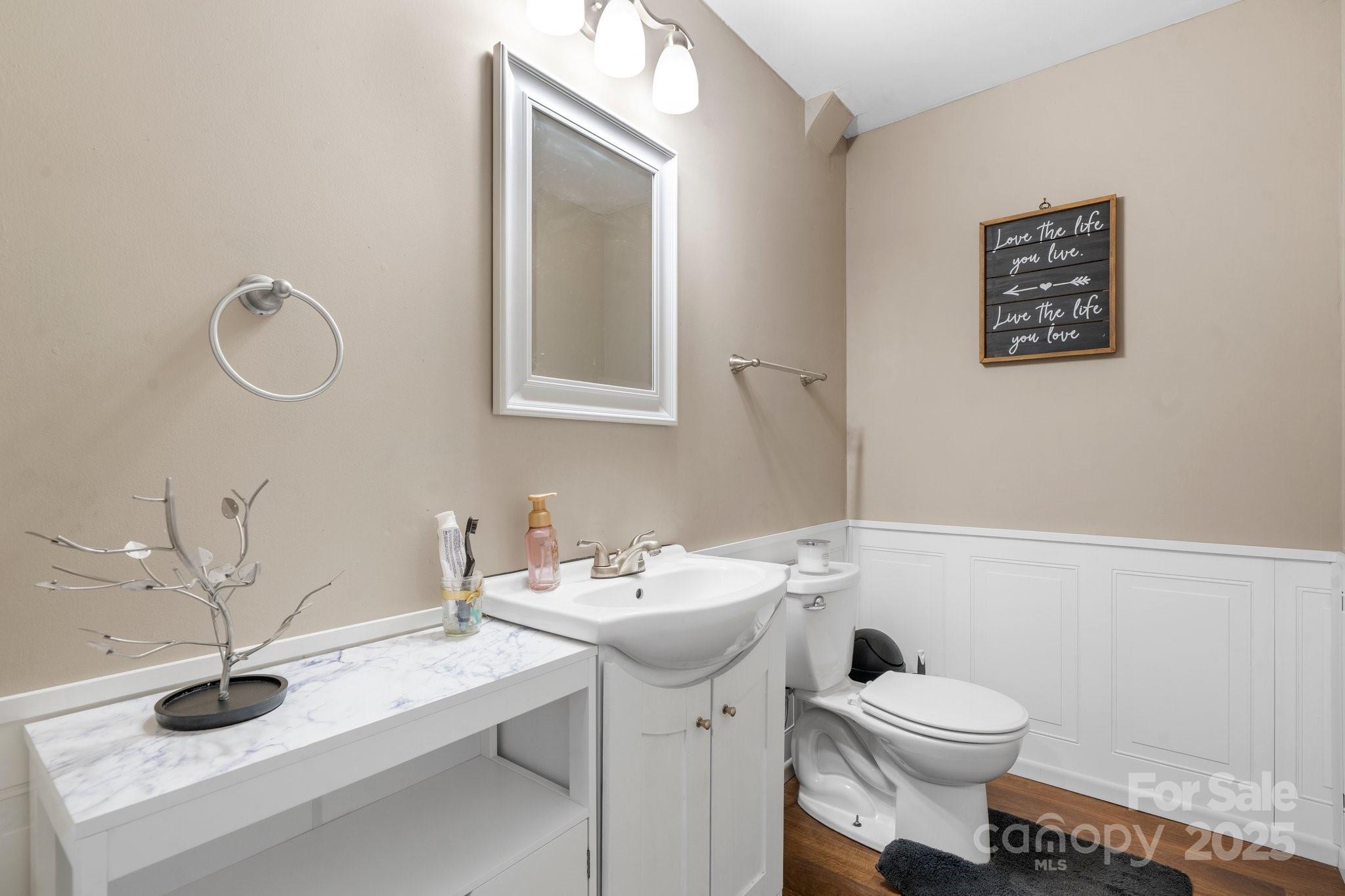 1525 16th Avenue Circle Property Photo 22