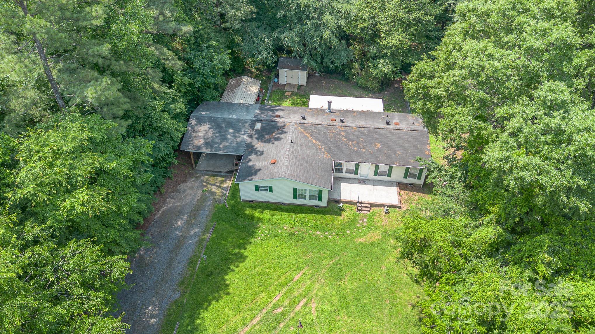 611 W Robinson Street Property Photo 1