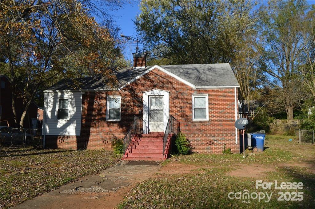 316 Westwood Drive Property Photo